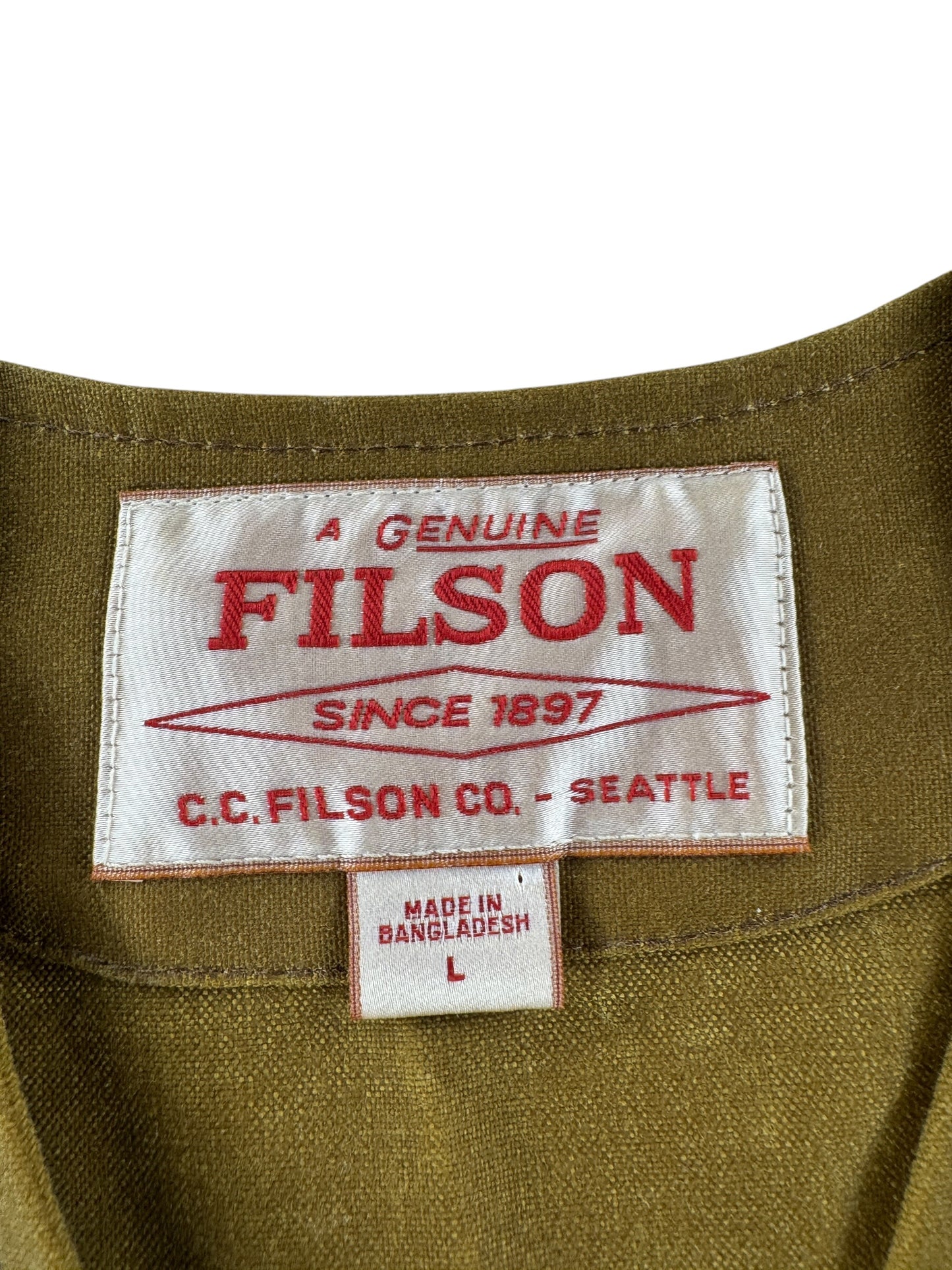 Label on Filson Tin Cloth Vest SZ L