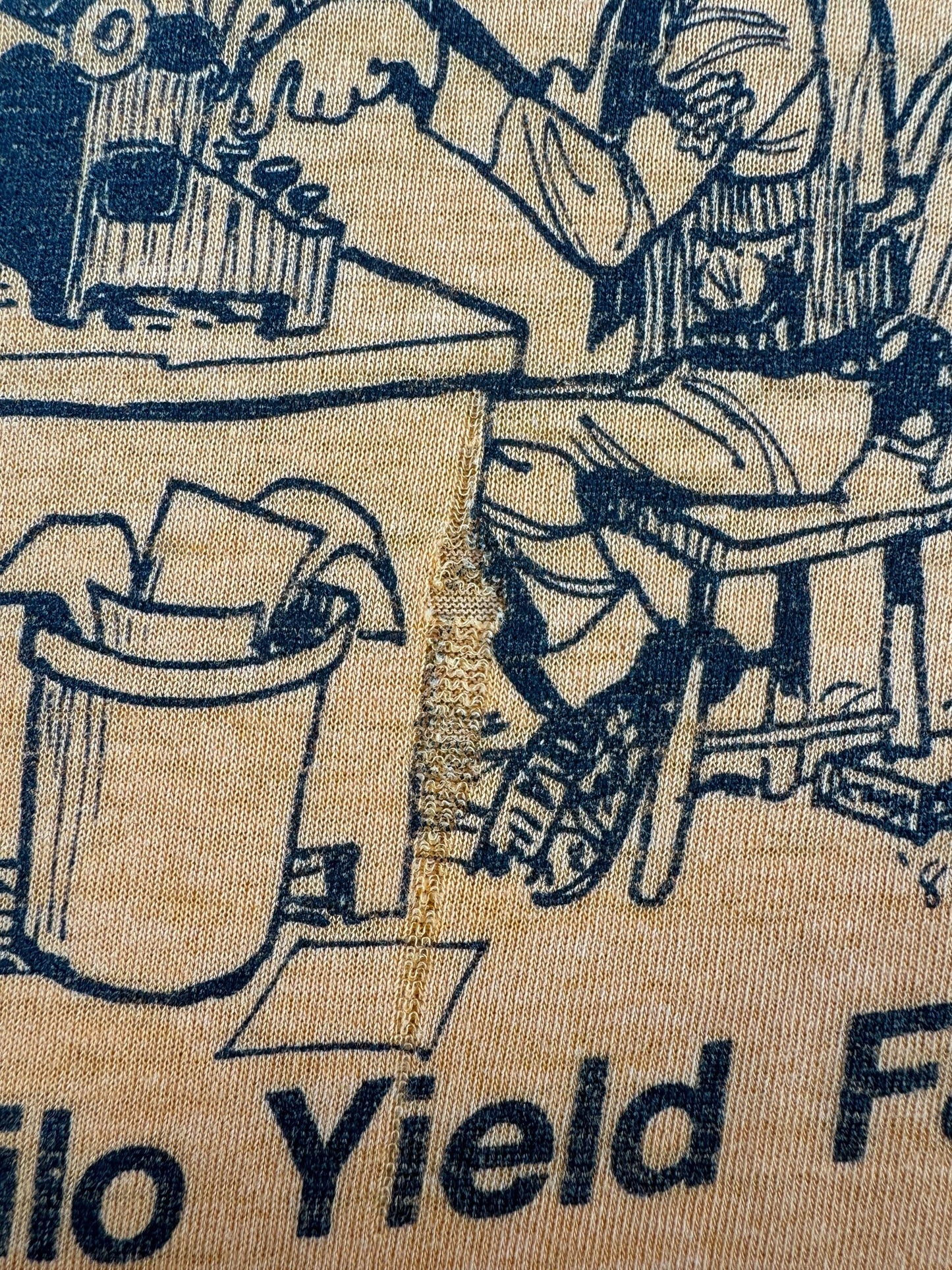 Hole on Front of Vintage Farming Newspaper Tee SZ S AS IS
