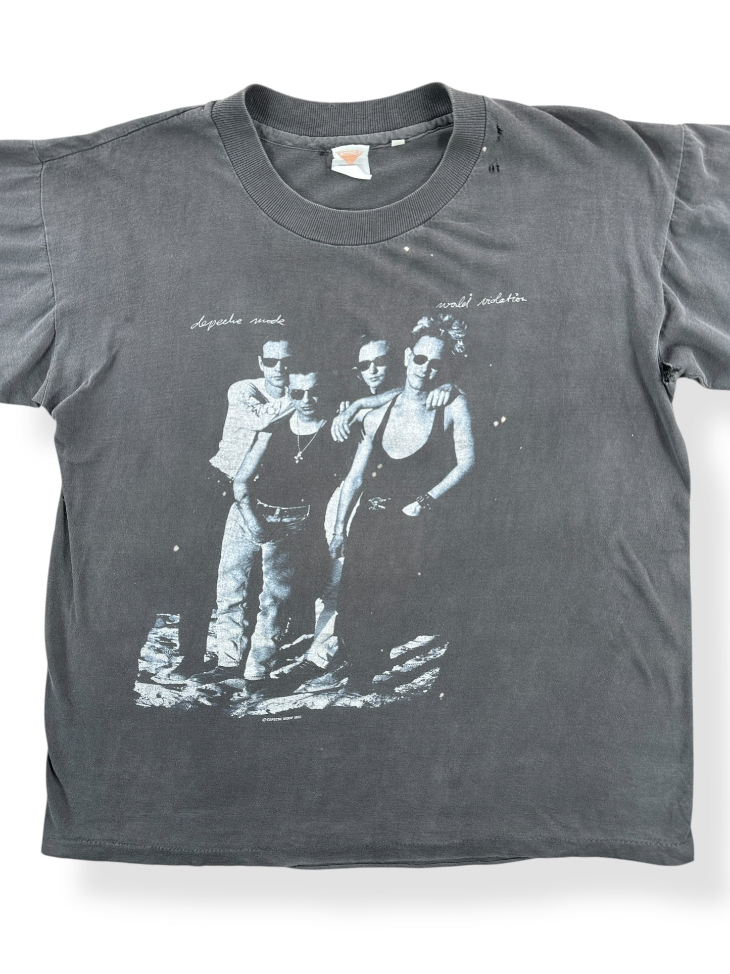 Front Close Up of Vintage Depeche Mode World Violator Tour Tee SZ L
