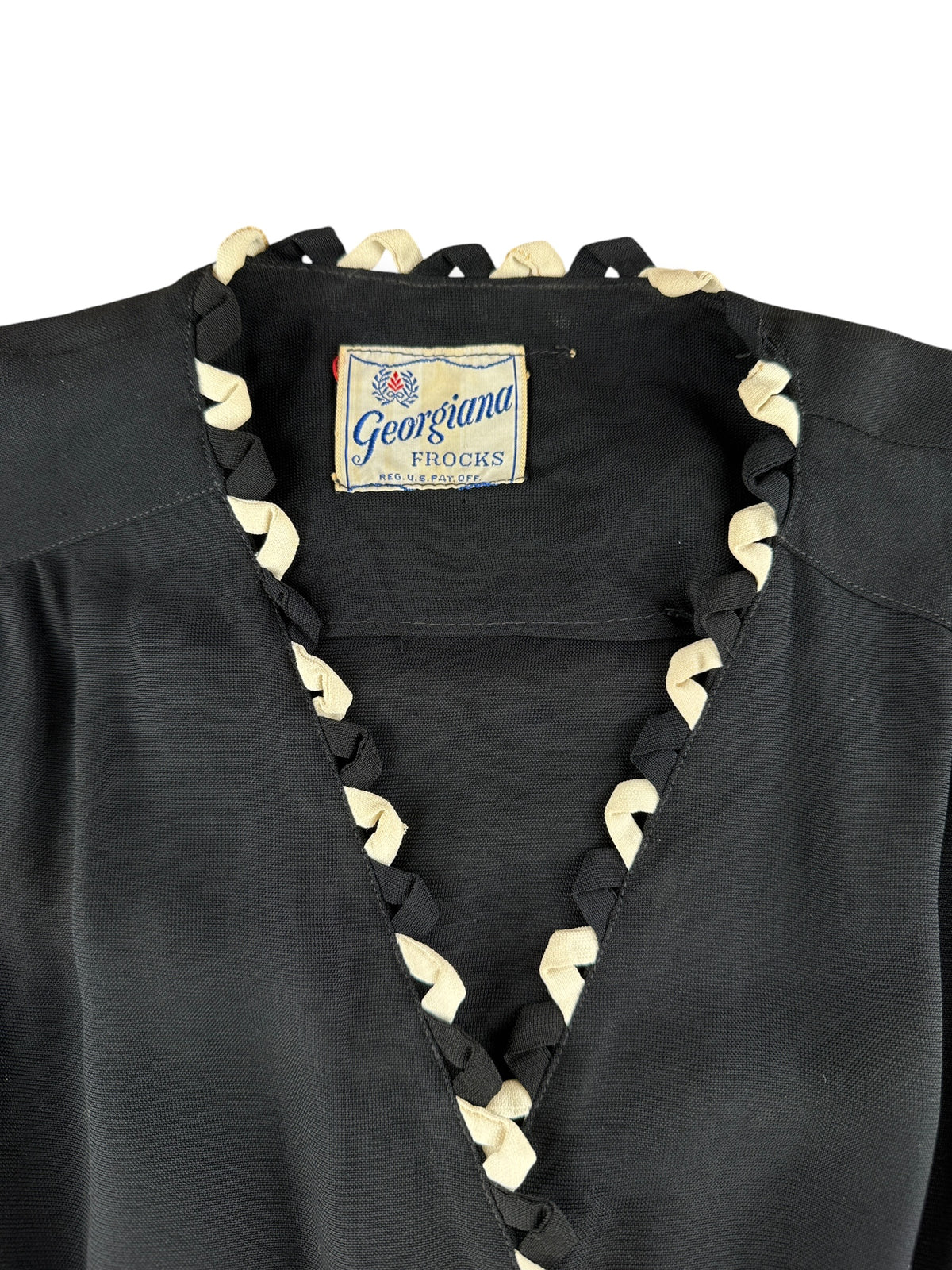 Collar on Vintage 40s Black + White Rayon Dress SZ S/M