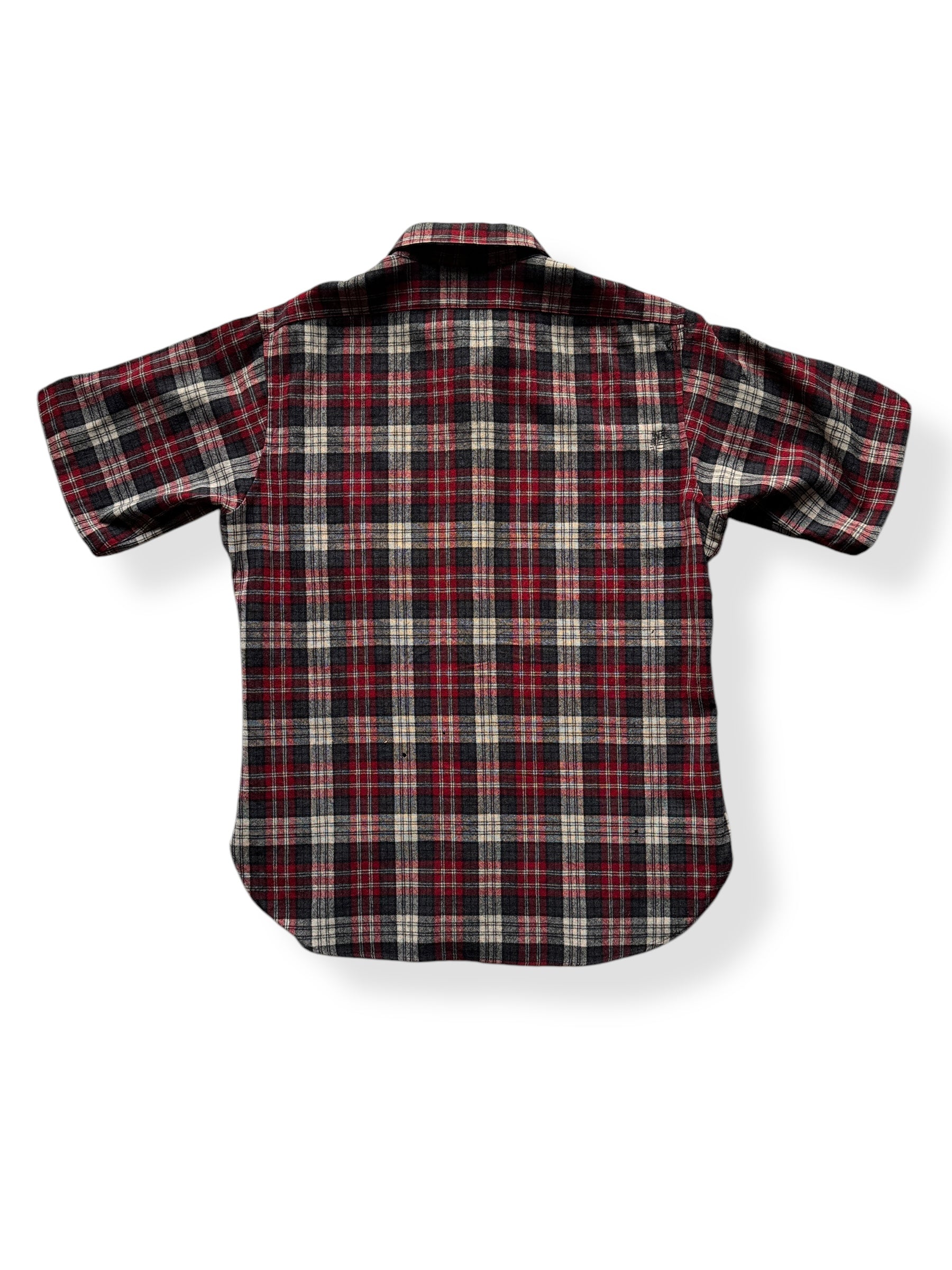 Back of Red and Grey Plaid Short Sleeve Pendleton SZ L