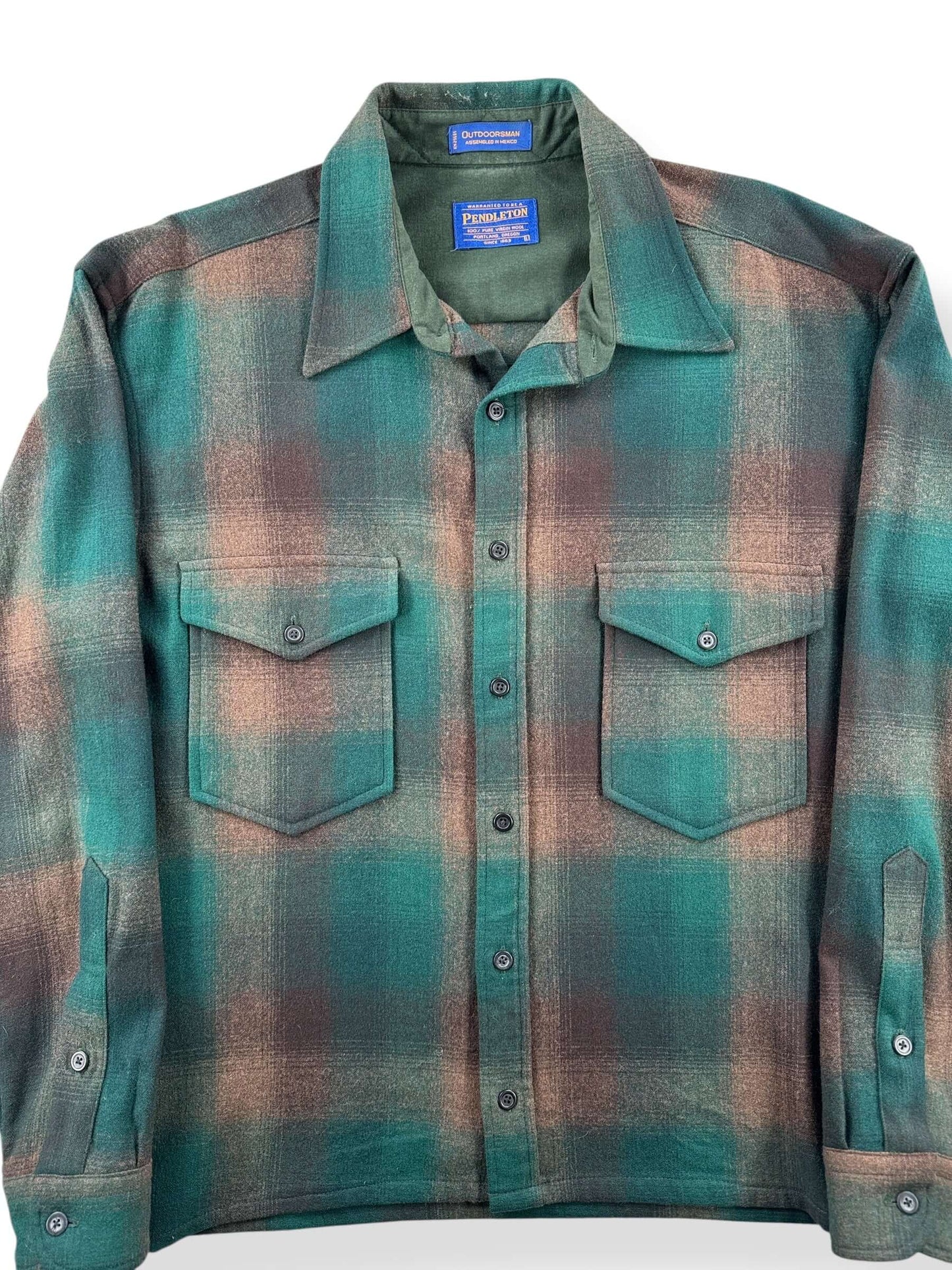 Front Close Up of Vintage Made in Mexico Pendleton Outdoorsman Green Flannel SZ L