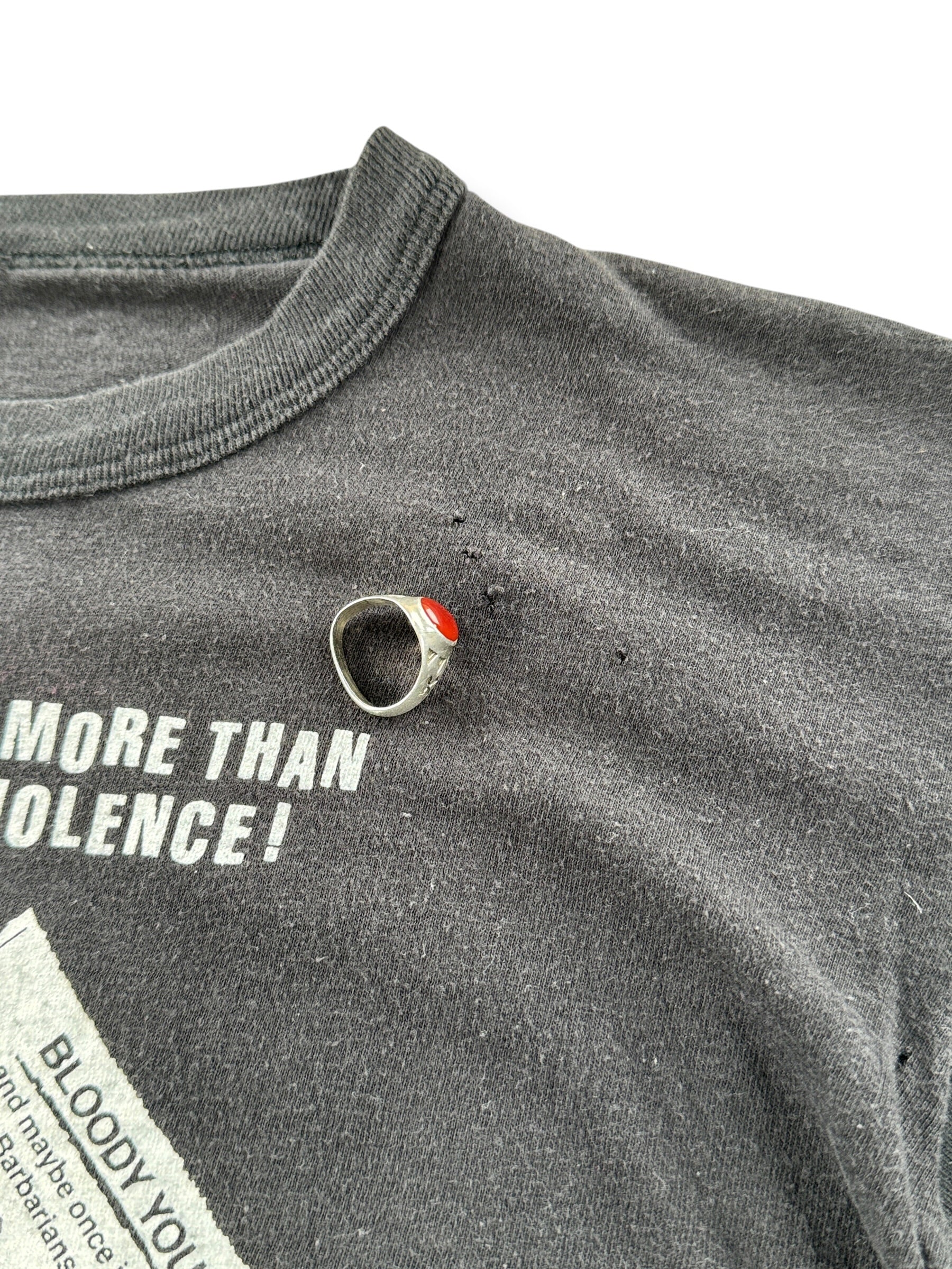 Holes on shoulder of Vintage Keith Richards New Barbarians Tee SZ M (Fits S)