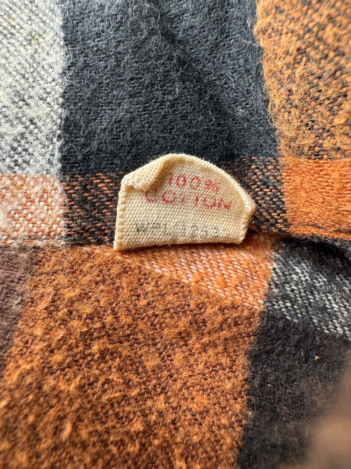 Tag on Vintage Amcrest Cotton Flannel SZ L - AS IS