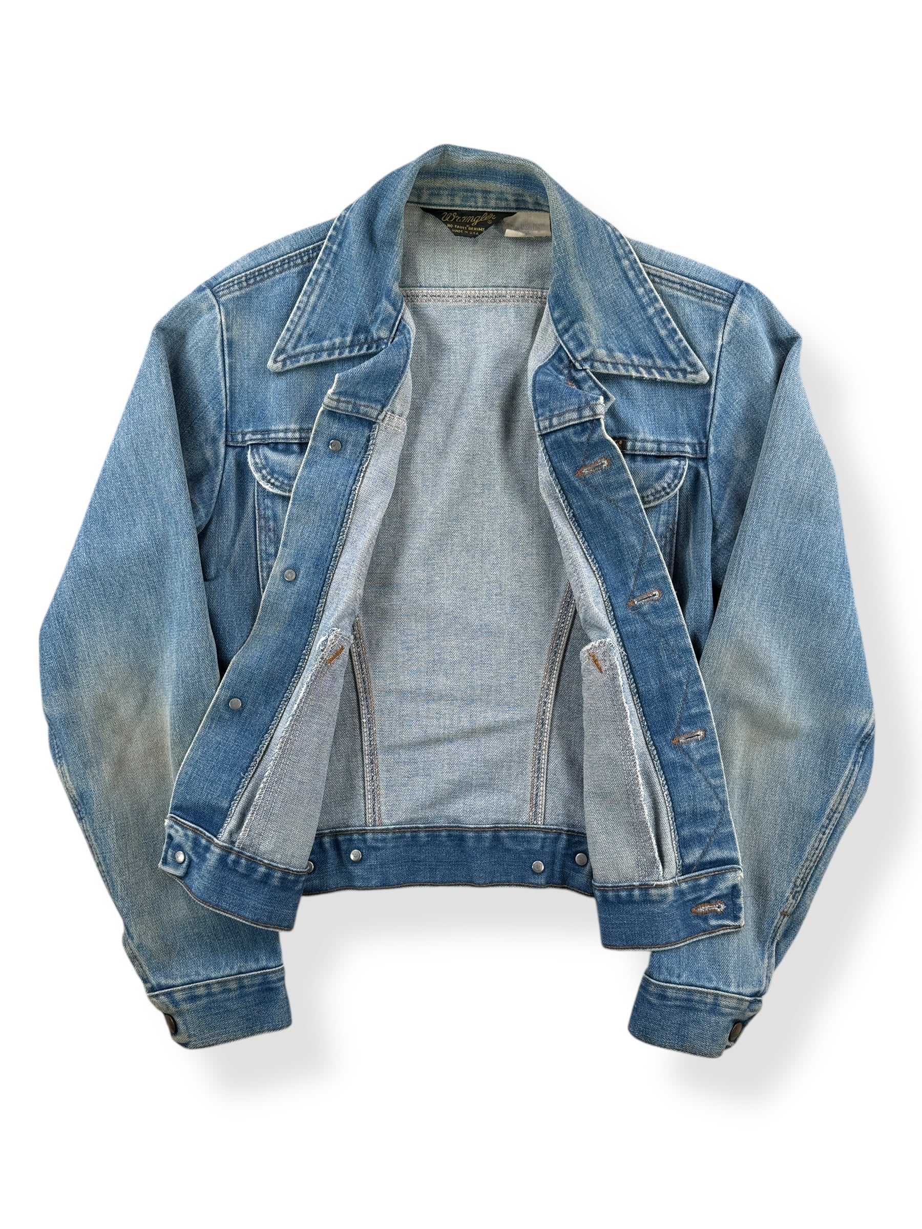 Inside of Vintage Wrangler 126MJ Denim Jacket SZ 36