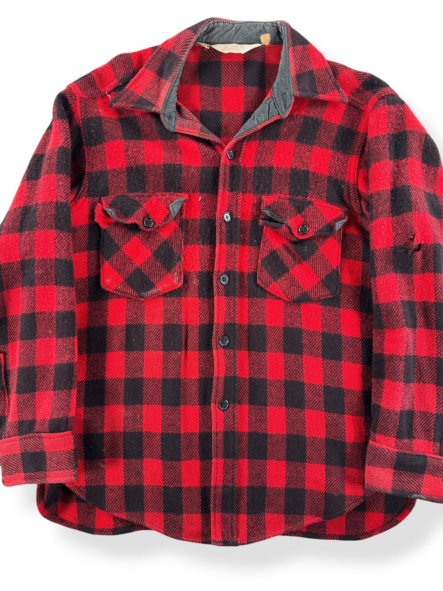Front Close Up of Vintage Woolrich Buffalo Plaid Flannel SZ L