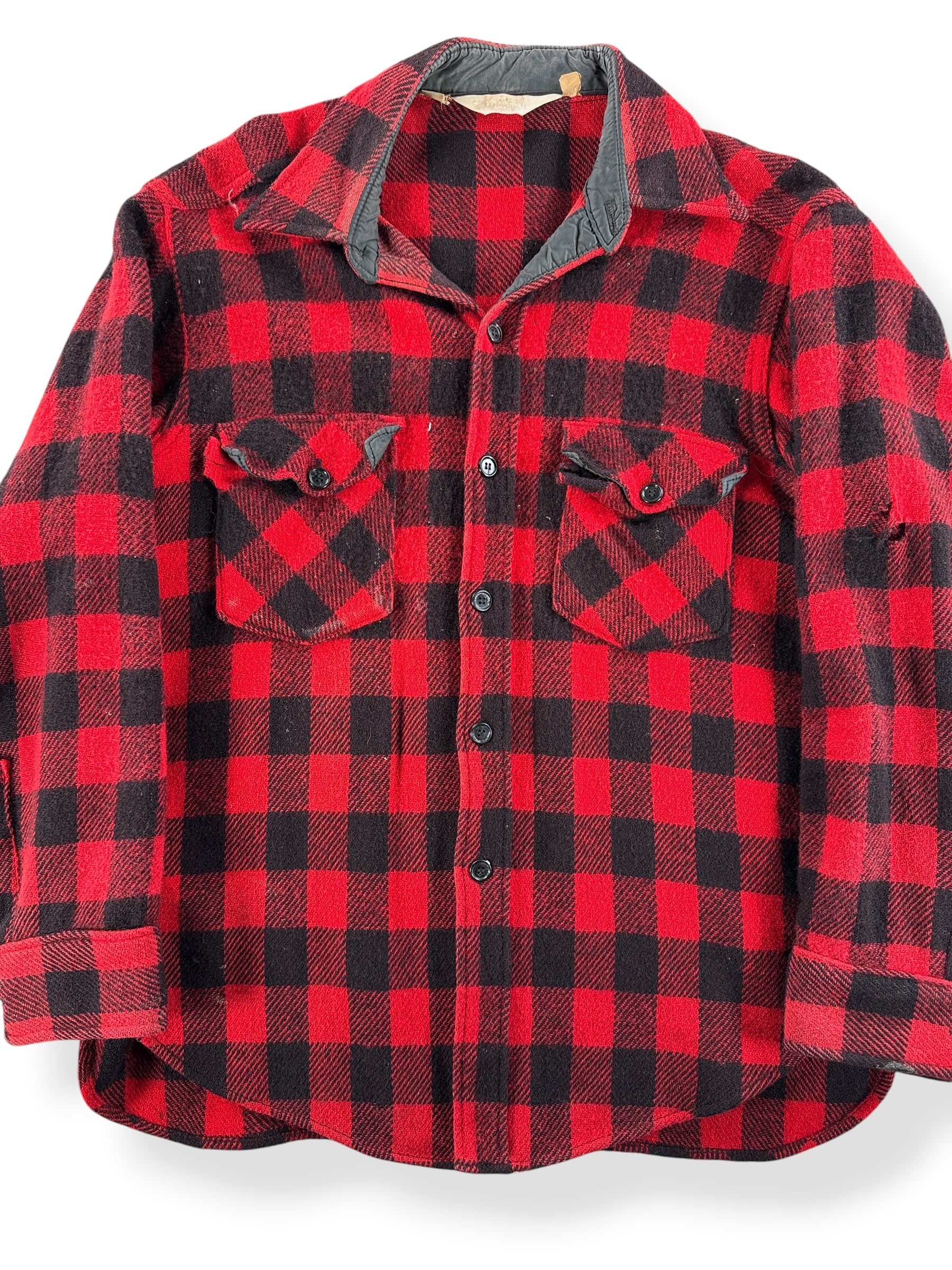 Front Close Up of Vintage Woolrich Buffalo Plaid Flannel SZ L