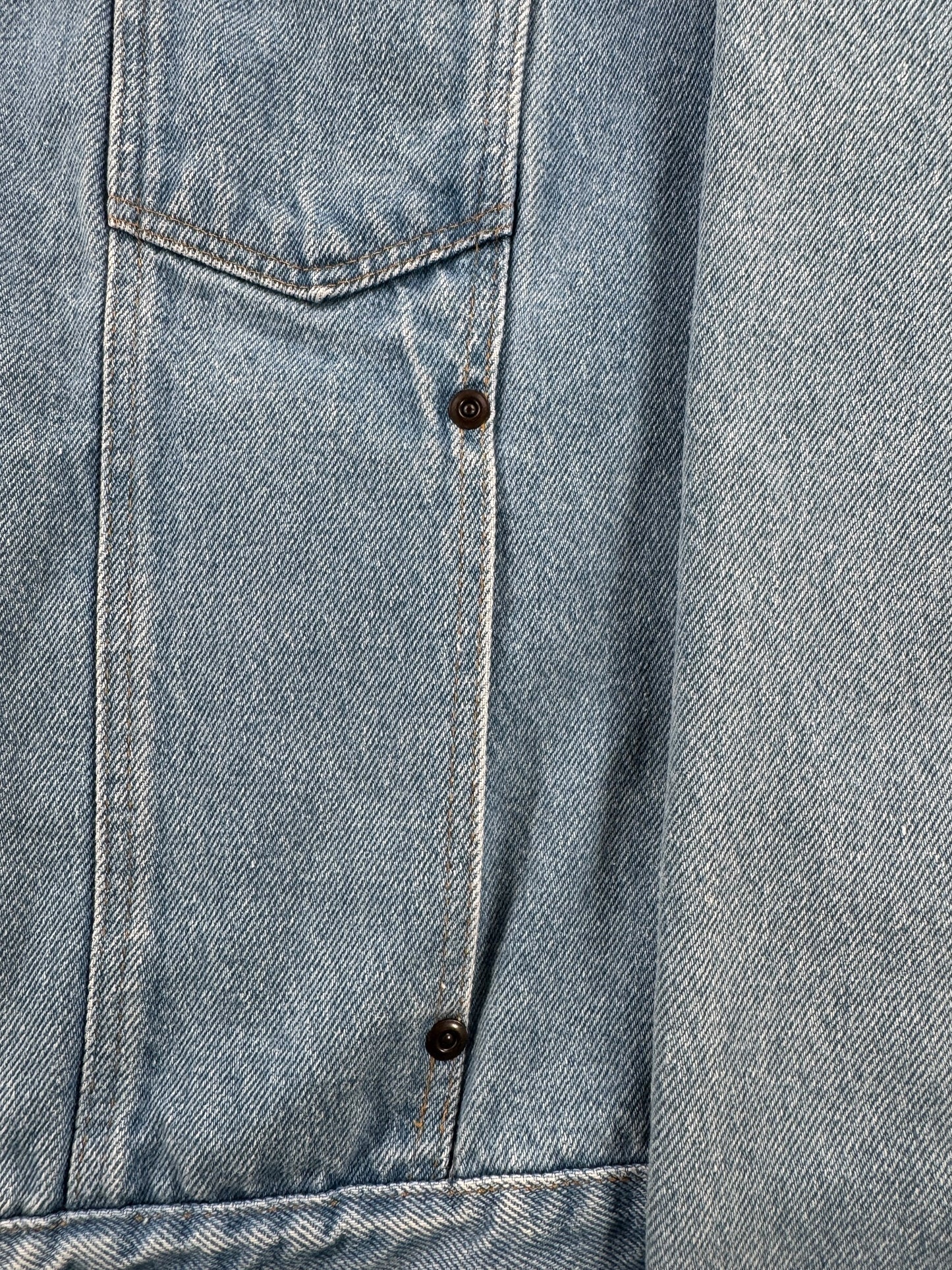 Riveted Pockets on Vintage Rustler Native Art Denim Jacket SZ L