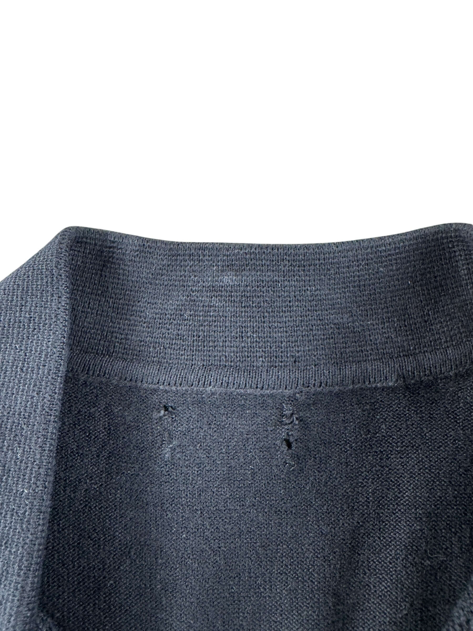Holes on Vintage Knit Short Sleeve Shirt SZ S