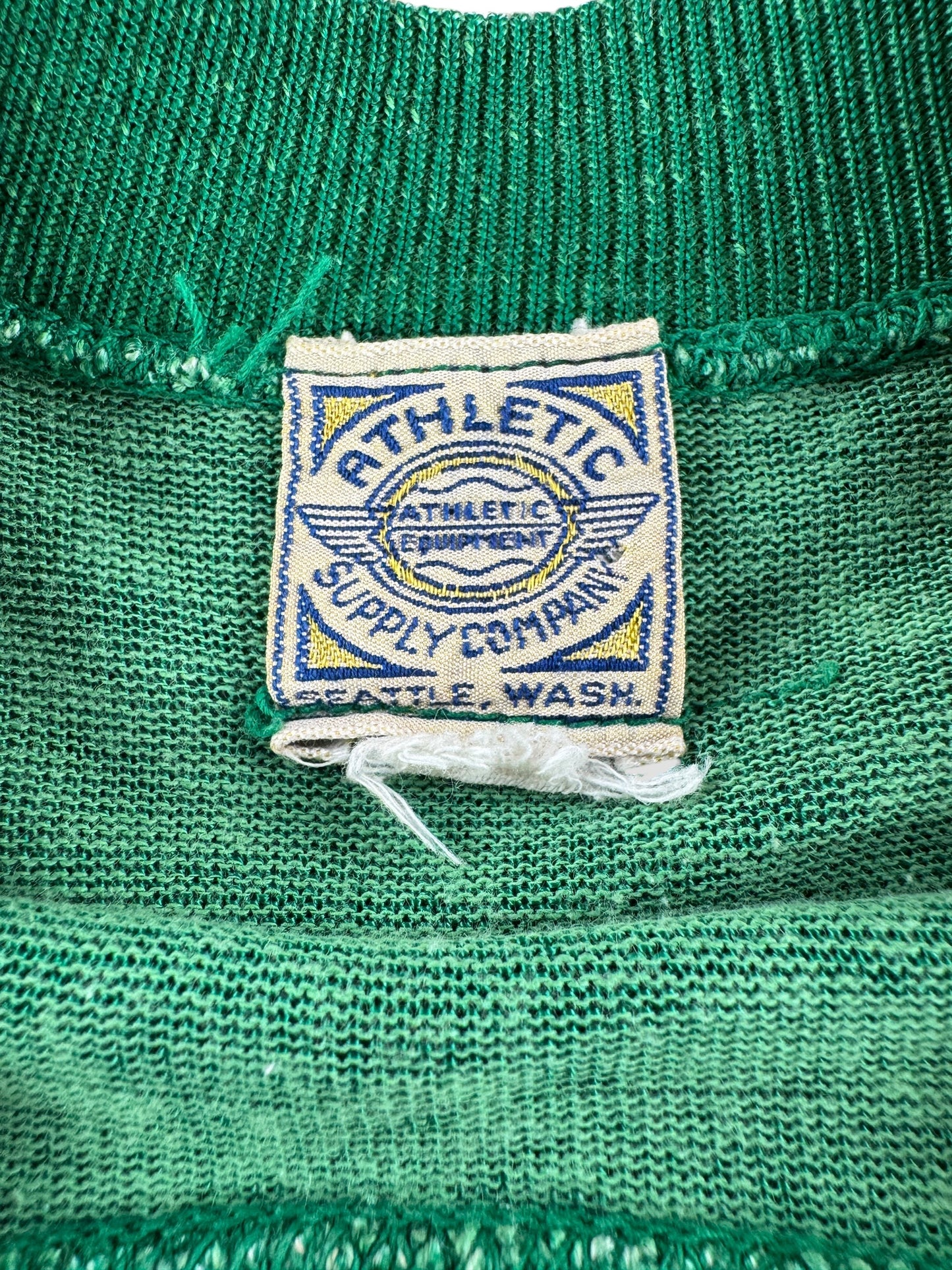 Label on Vintage 50s Shingle Weavers Durene Jersey SZ XS