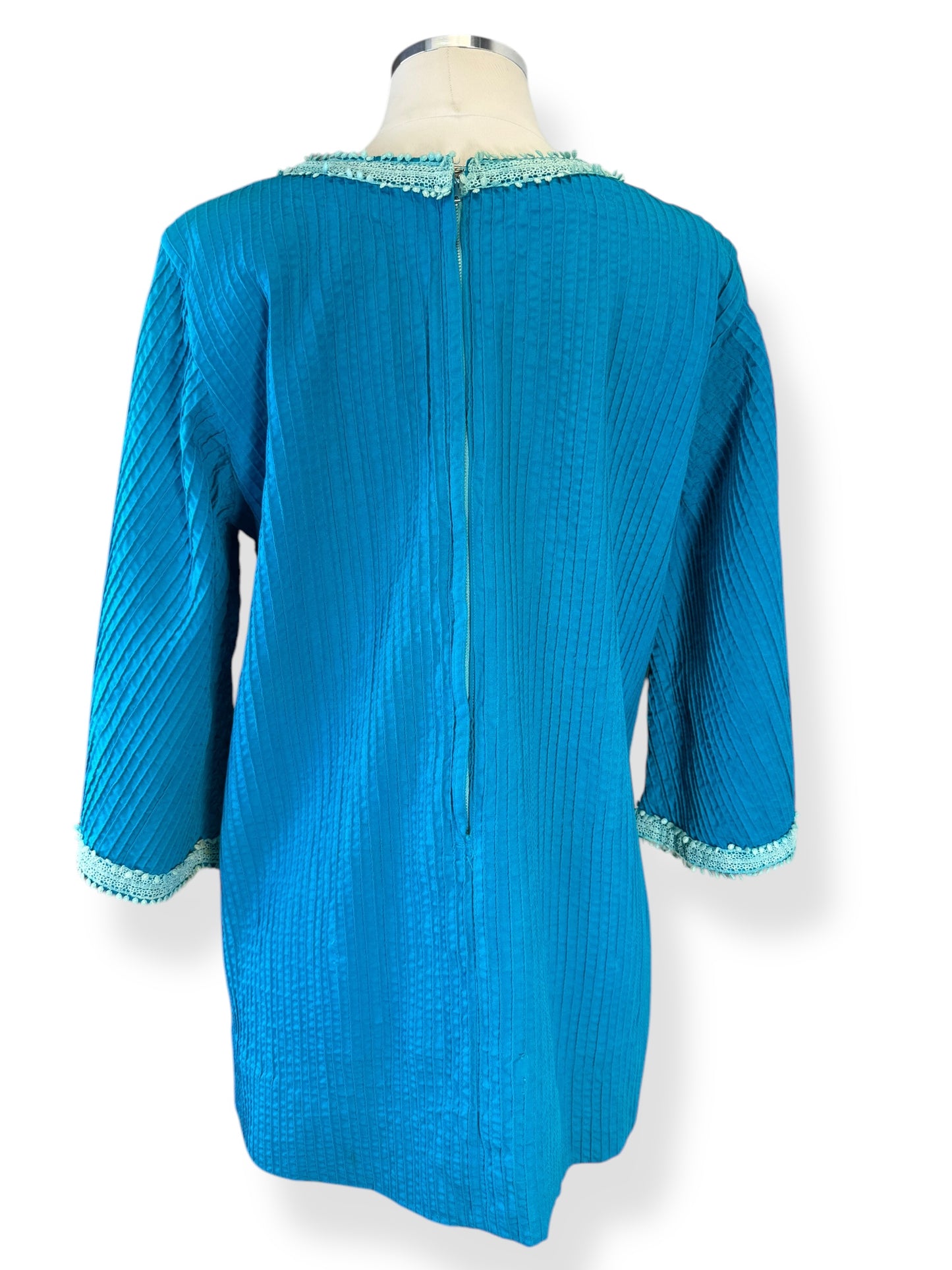 Back view of 1960s Vicki Mexican Tunic L