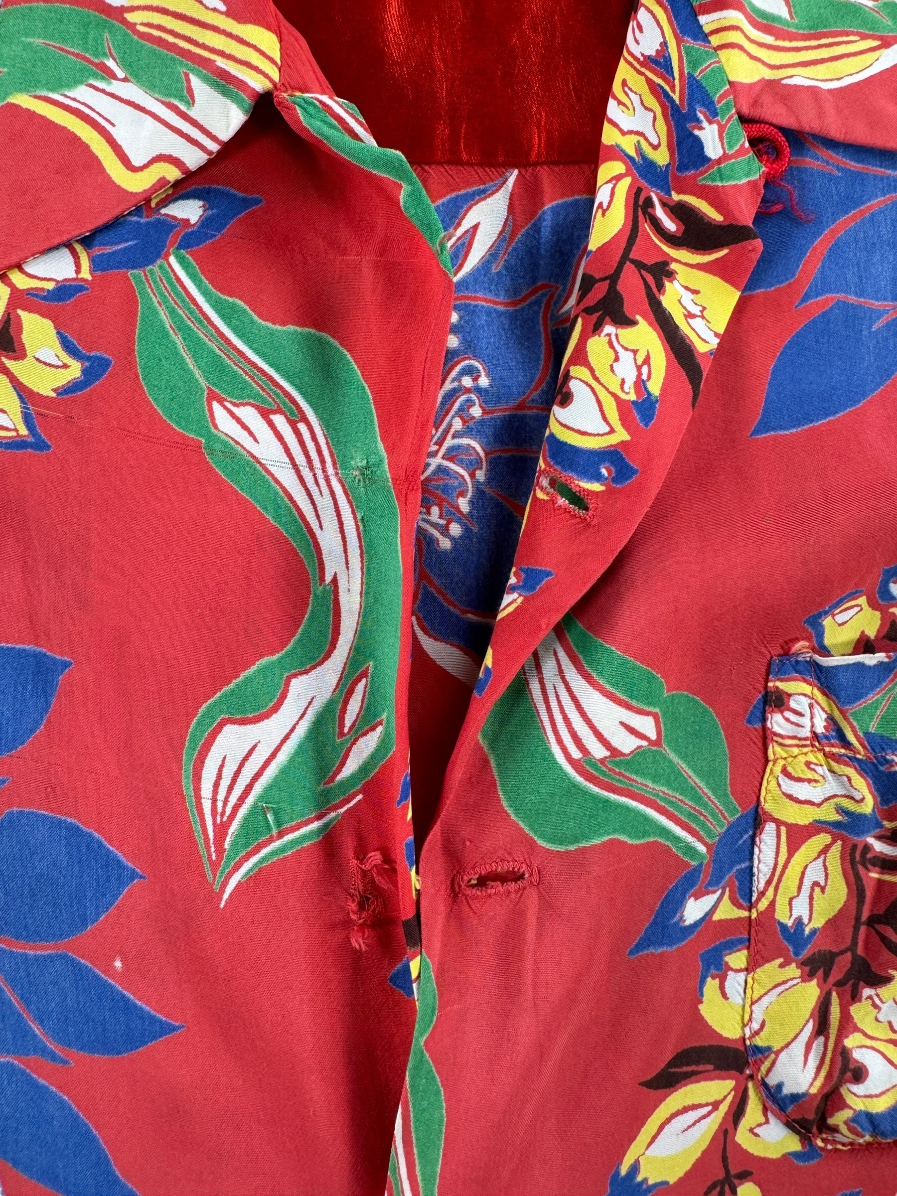 Missing Buttons on Vintage Made in California Red Floral Rayon Aloha Shirt SZ M