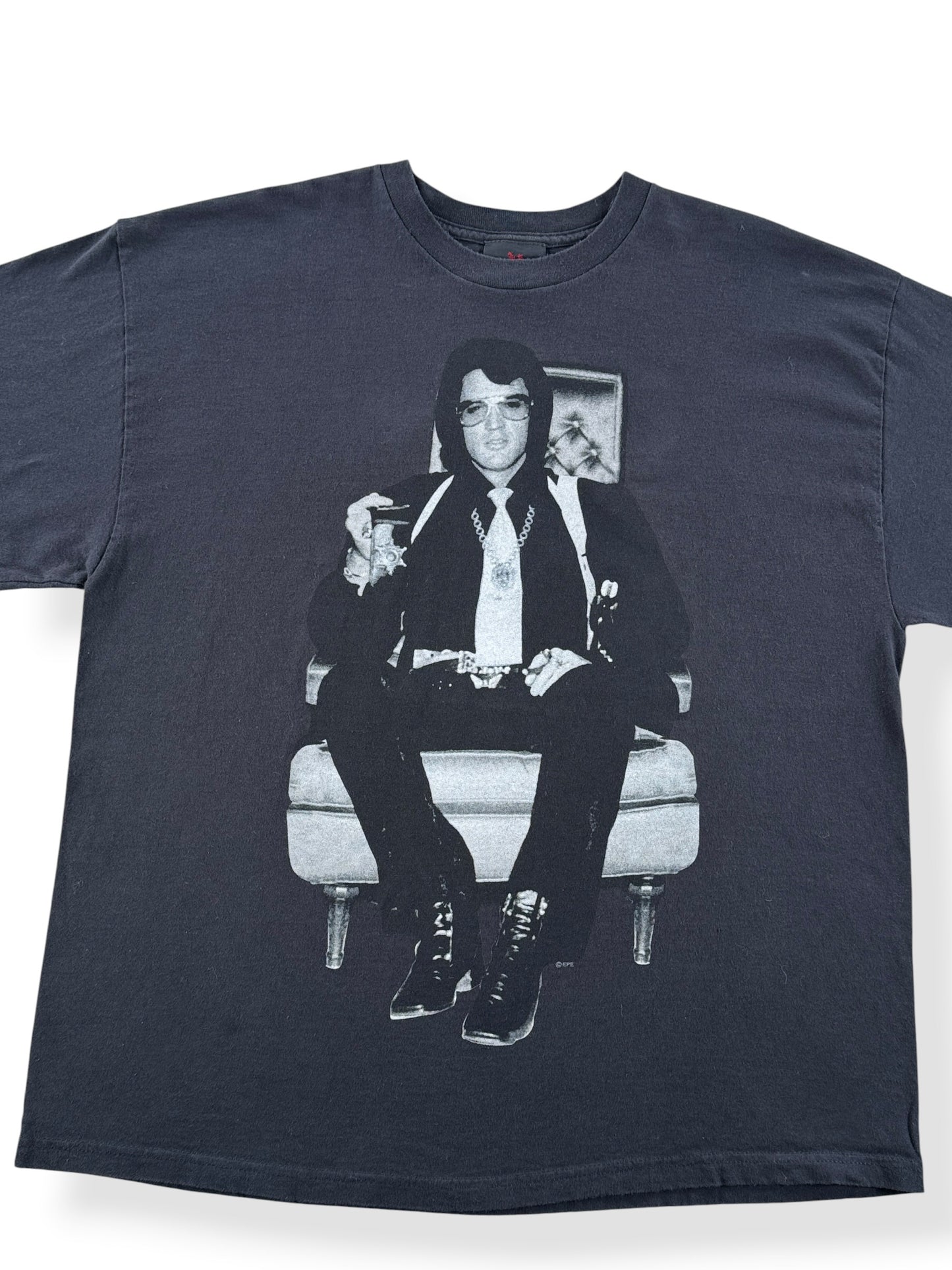 Front Close Up of Vintage Elvis Tee SZ XL
