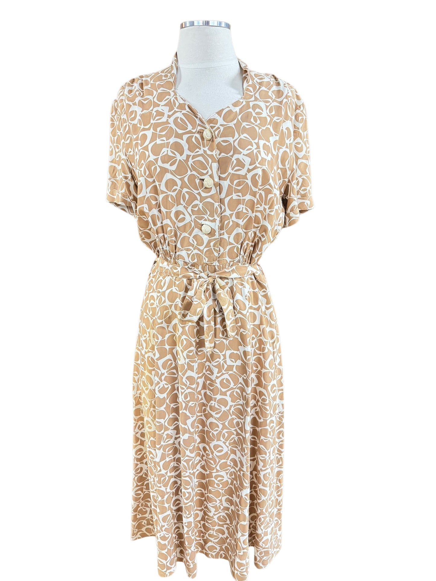 Front view of 1940s Beige Geometric Dress M