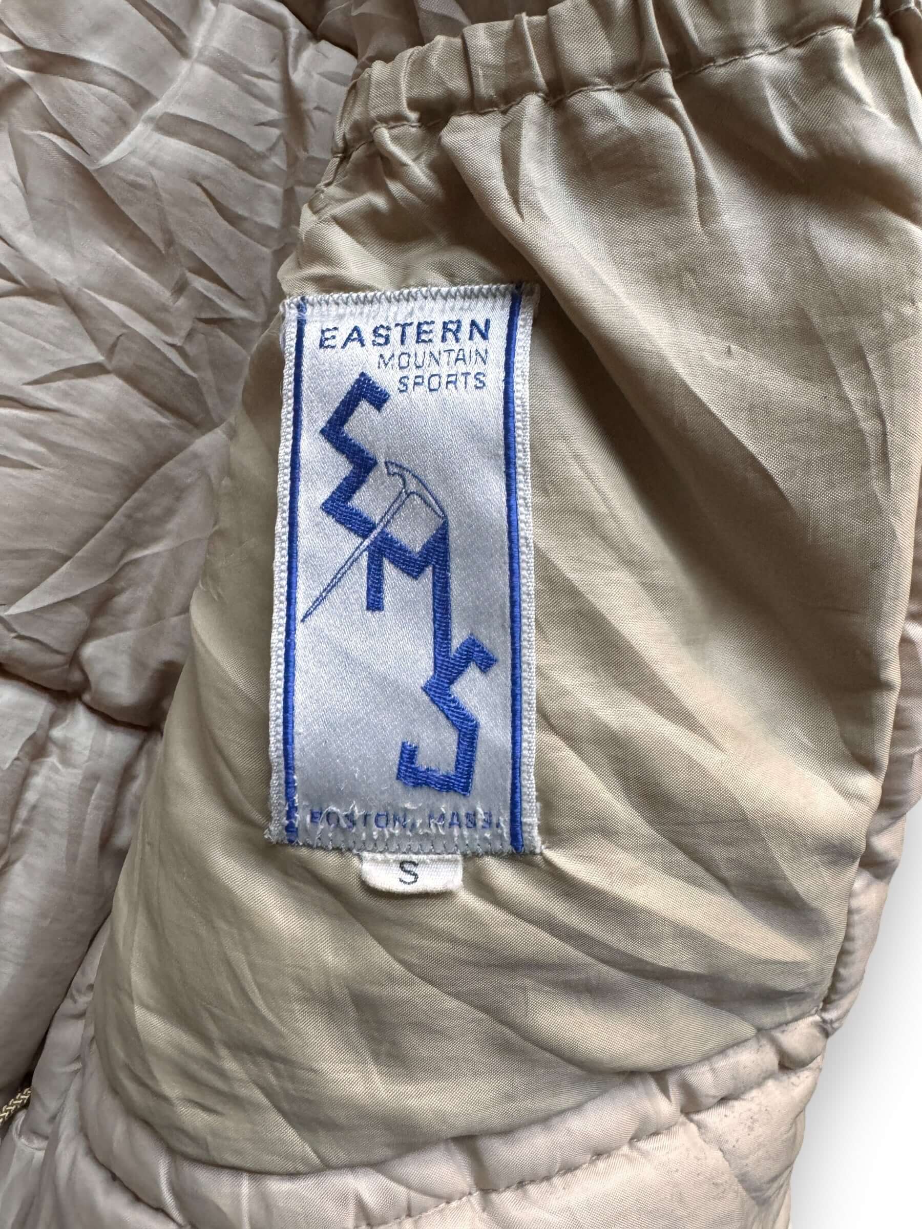 tag on Vintage Eastern Mountain Sports Down Parka SZ S