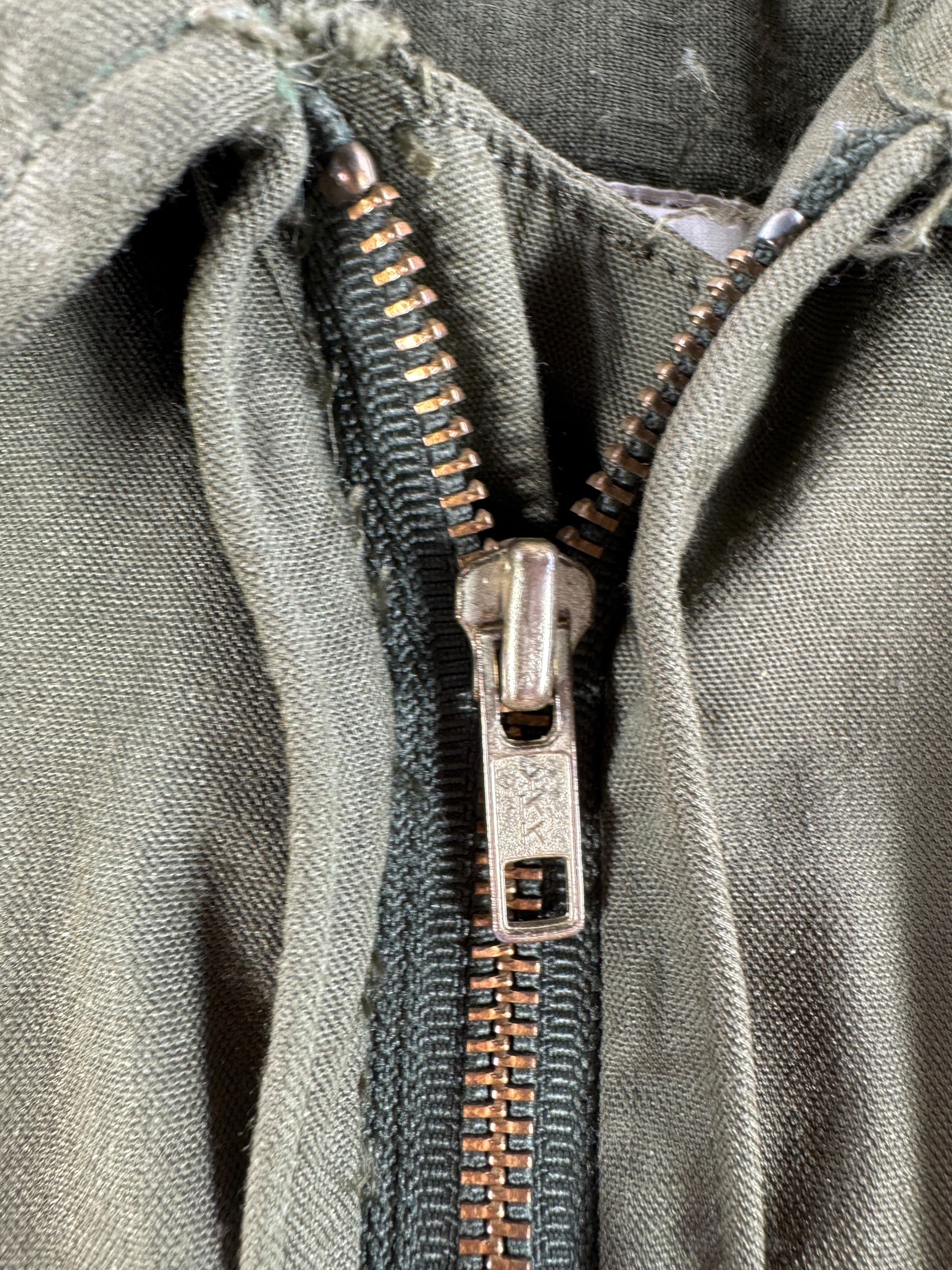 Zipper on Vintage 80s Military Cold Weather Bomber Jacket SZ L (Fits M)