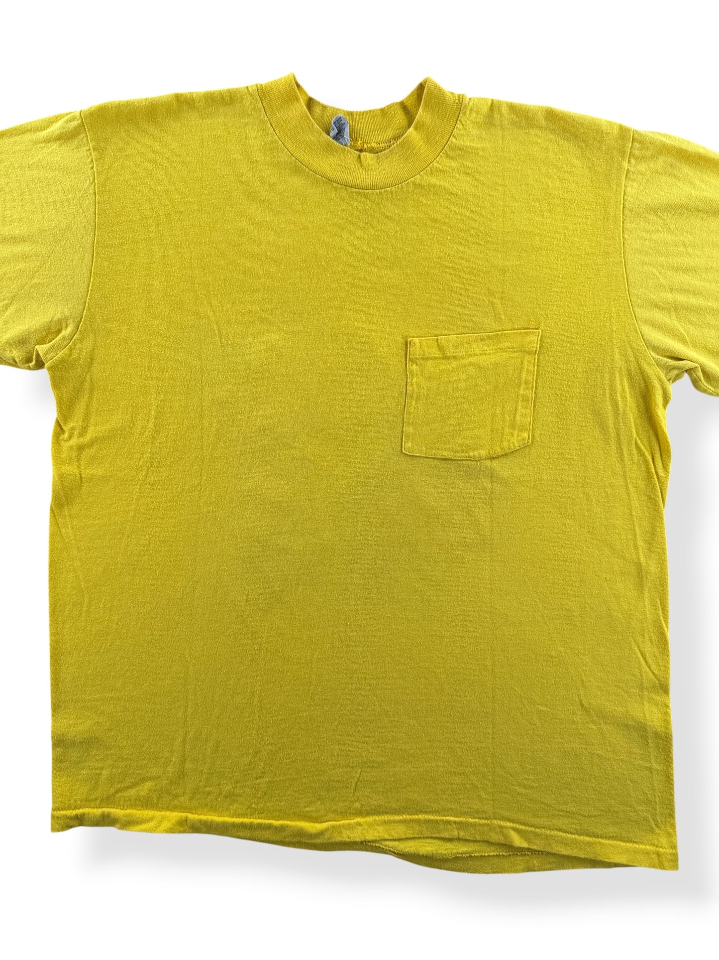 Front Close Up of Vintage Kauai Pocket Tee SZ L
