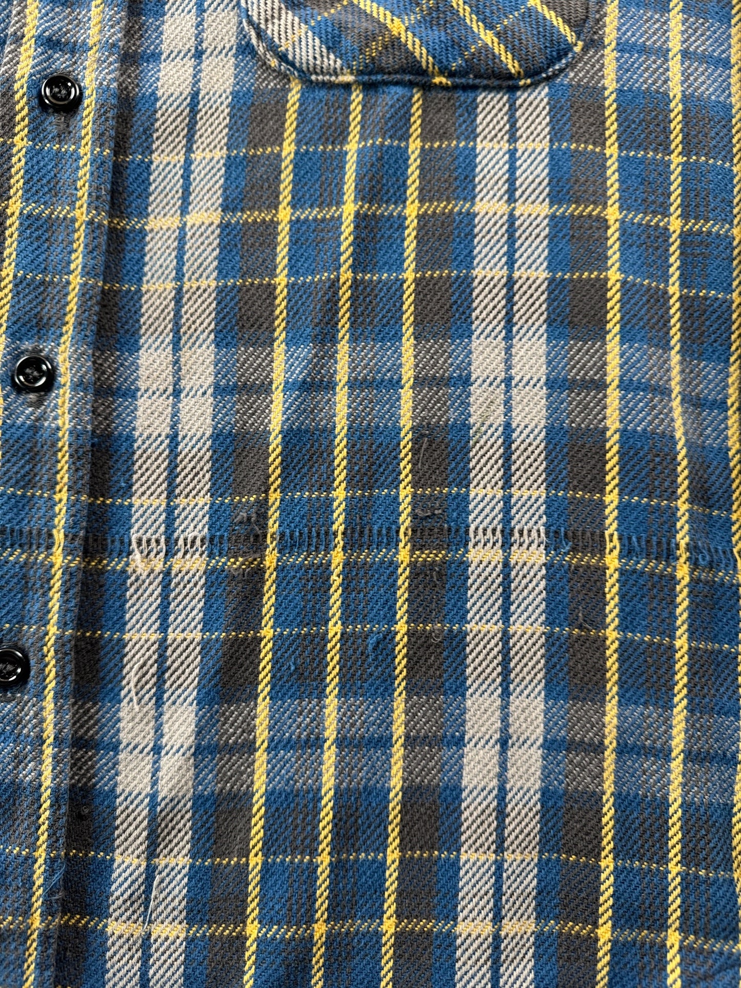 Unthreading on Vintage Mr Leggs Blue Yellow Cotton Flannel SZ XL