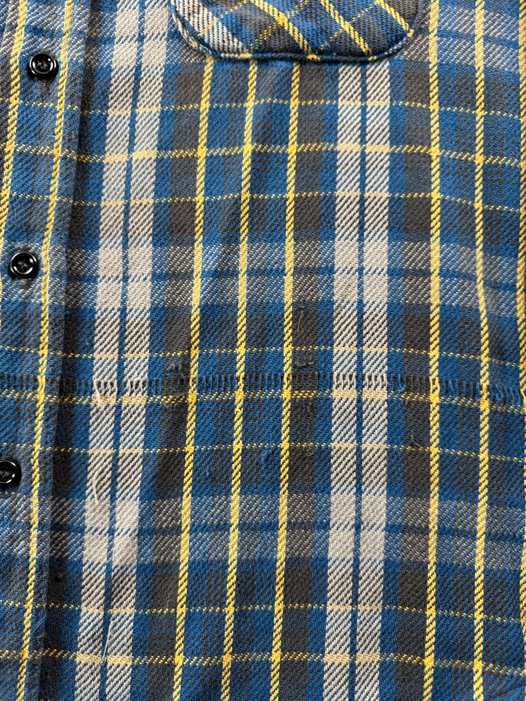 Unthreading on Vintage Mr Leggs Blue Yellow Cotton Flannel SZ XL