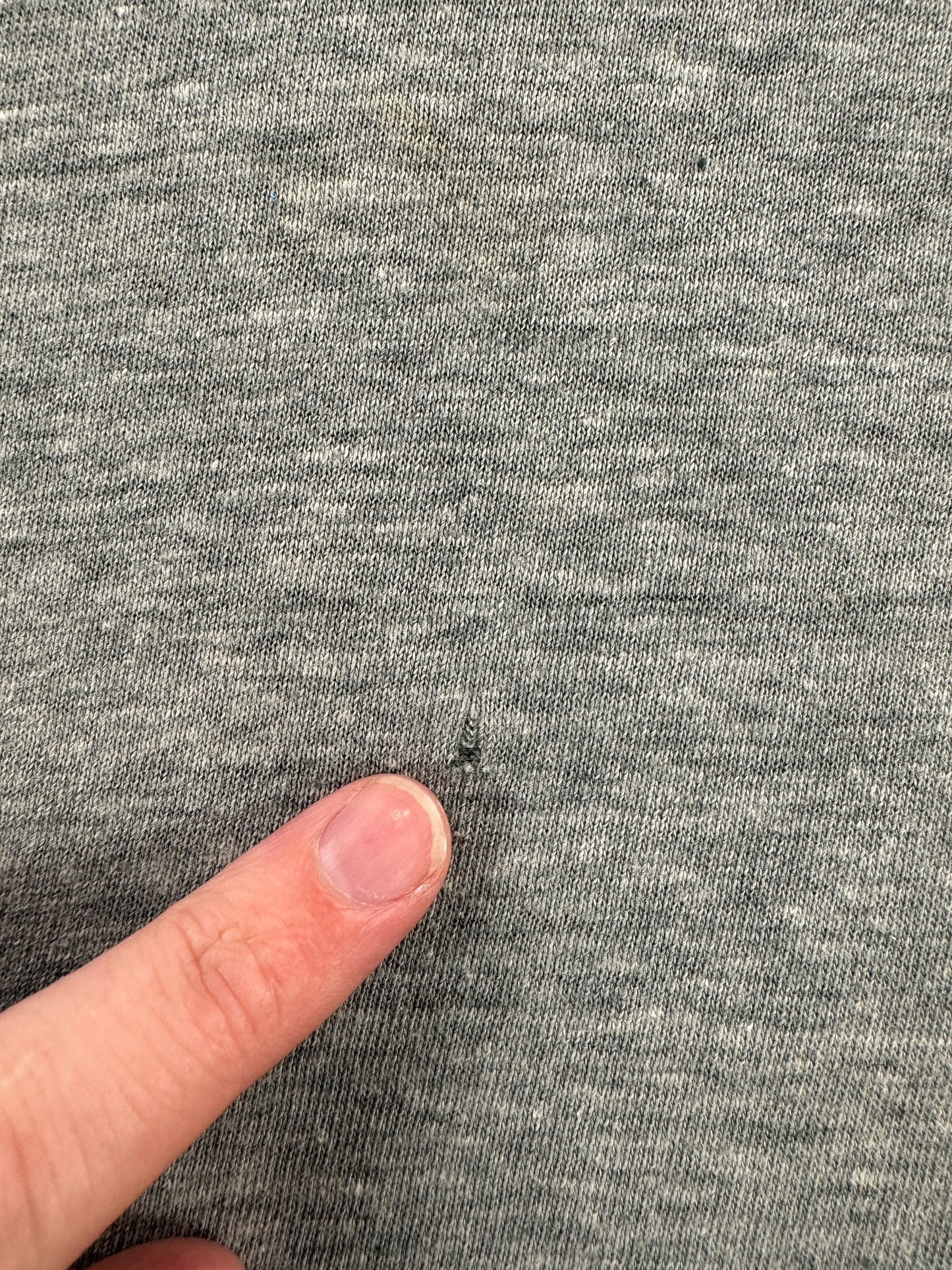 Small Hole on Vintage Glitter Print All Star Tee SZ M