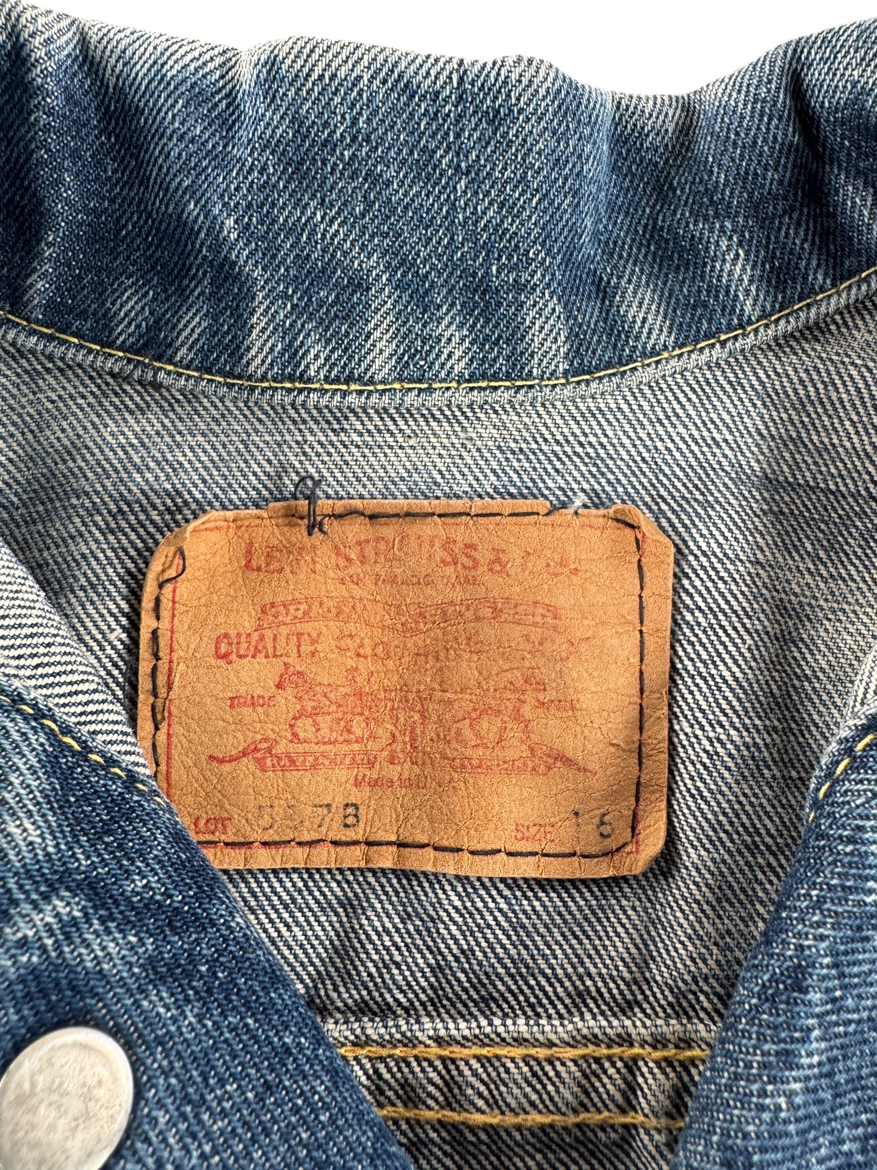 Label on Vintage Ladies Levis Big E 557B Trucker Jacket SZ 16