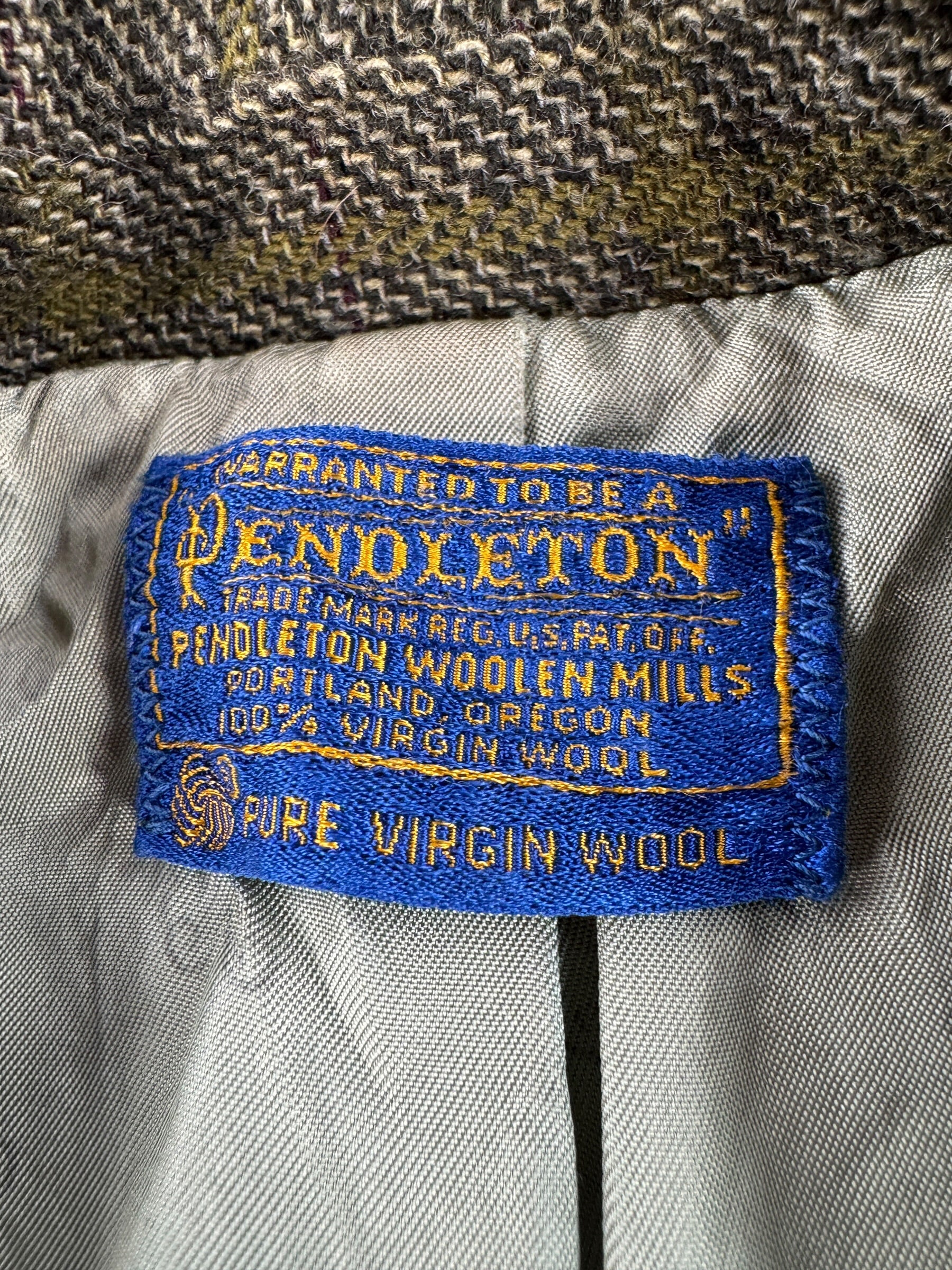 Label on Vintage Pendleton Wool Blazer SZ S