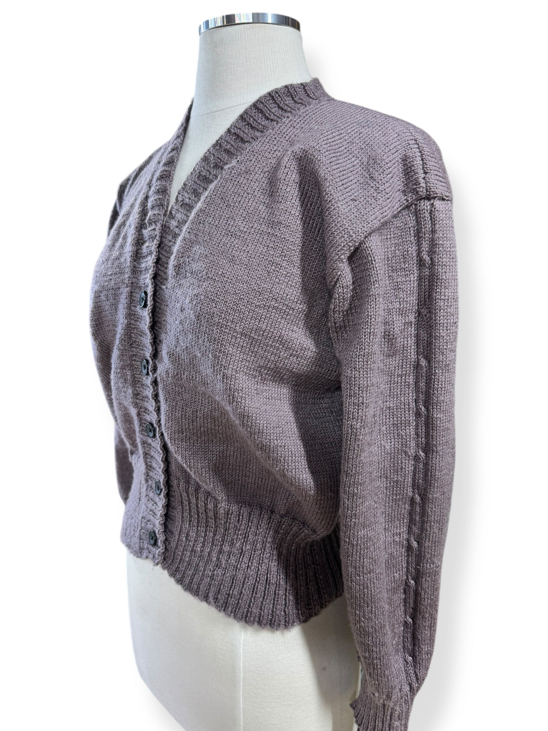 Side view of 1940s Handmade Purple Cardigan M