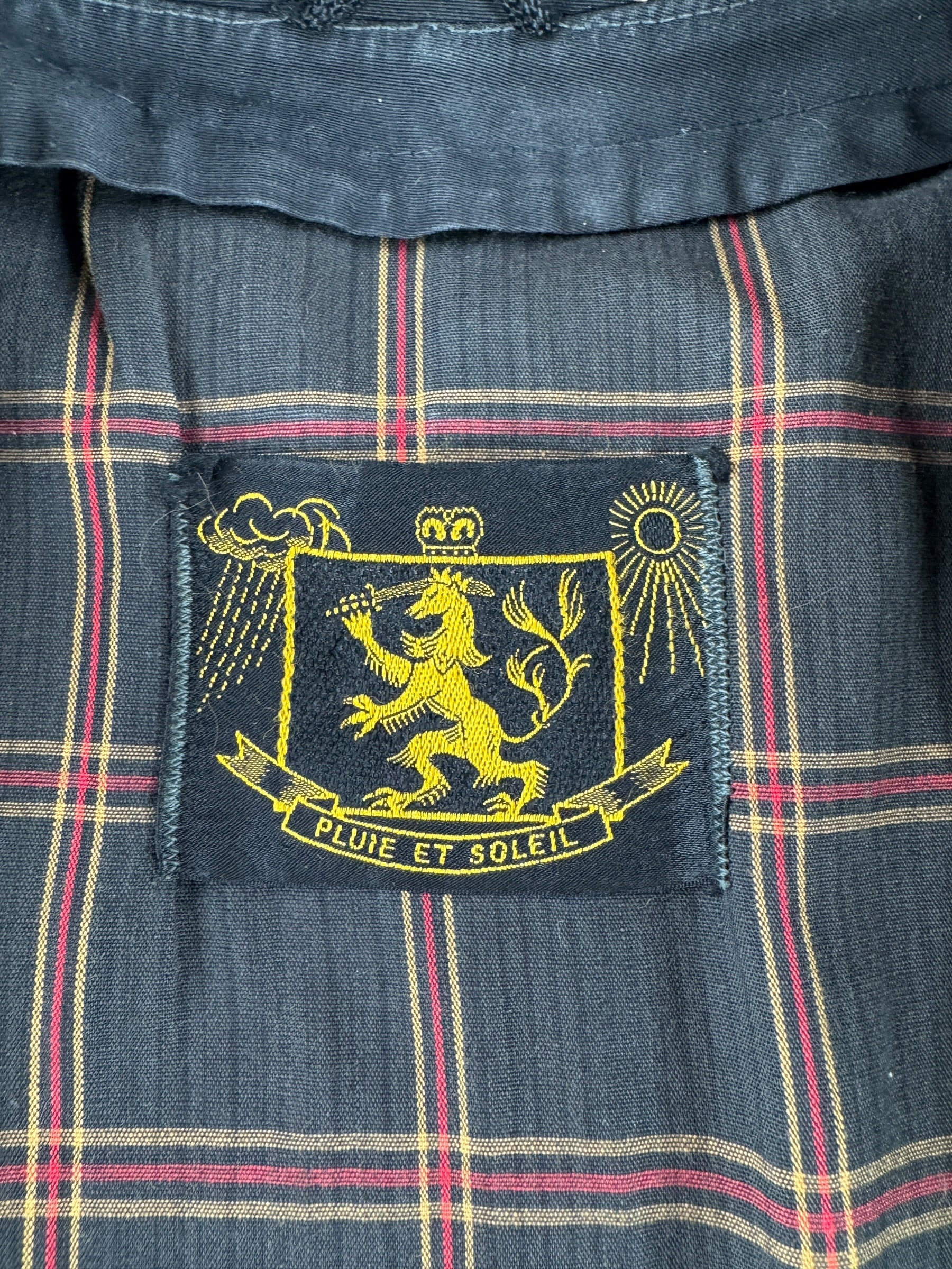Label on Vintage 60s/70s Trench Coat SZ L