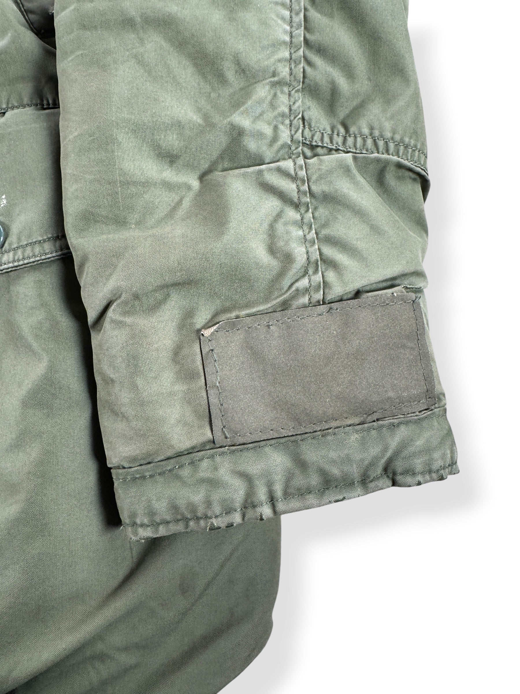 Repairs on Vintage Repaired N-3B Parka SZ L
