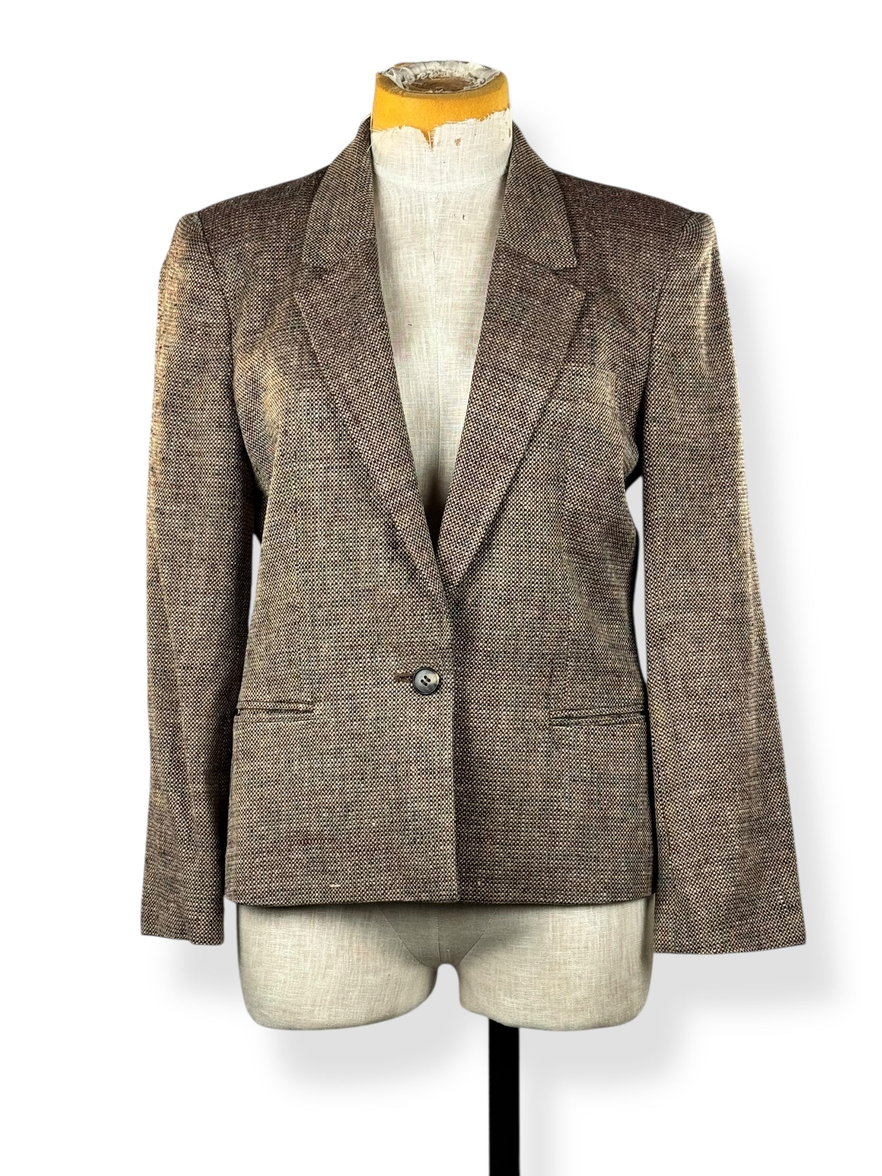Fron view of 1970s I. Magnin Silk Blazer M