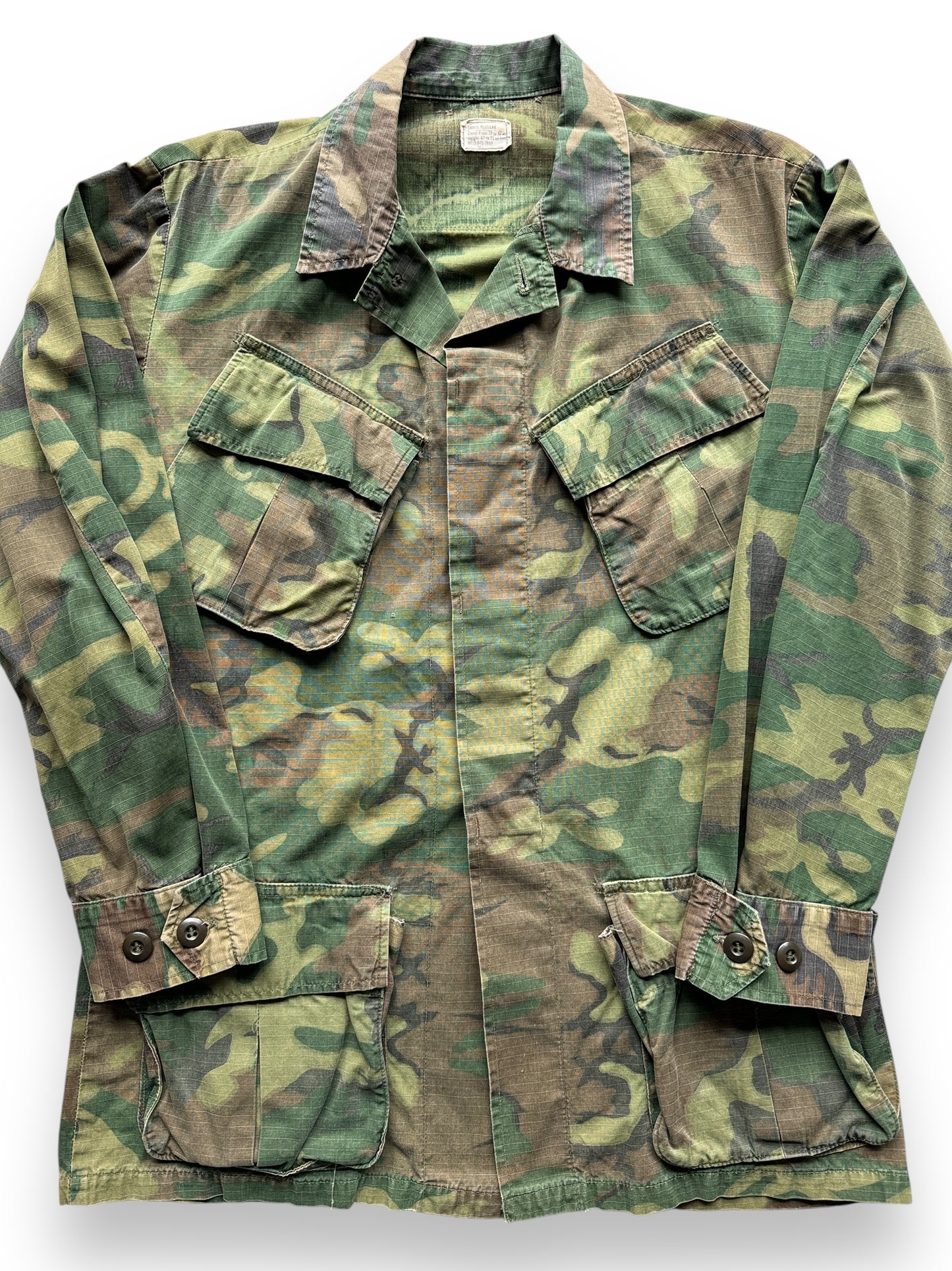 front close up of Vintage Ripstop Camo Vietnam Military Coat SZ S