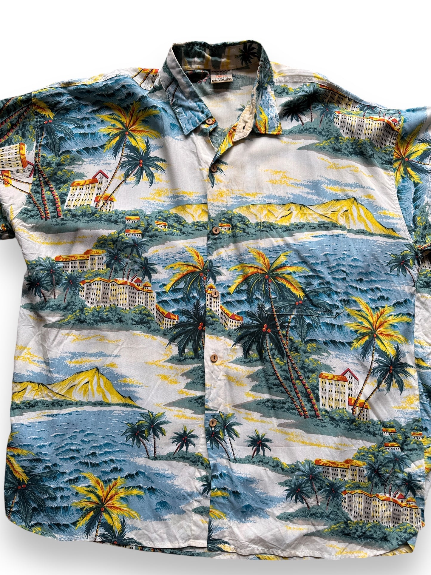 front close up of Vintage Dare 2 Wear Aloha Shirt SZ XXL