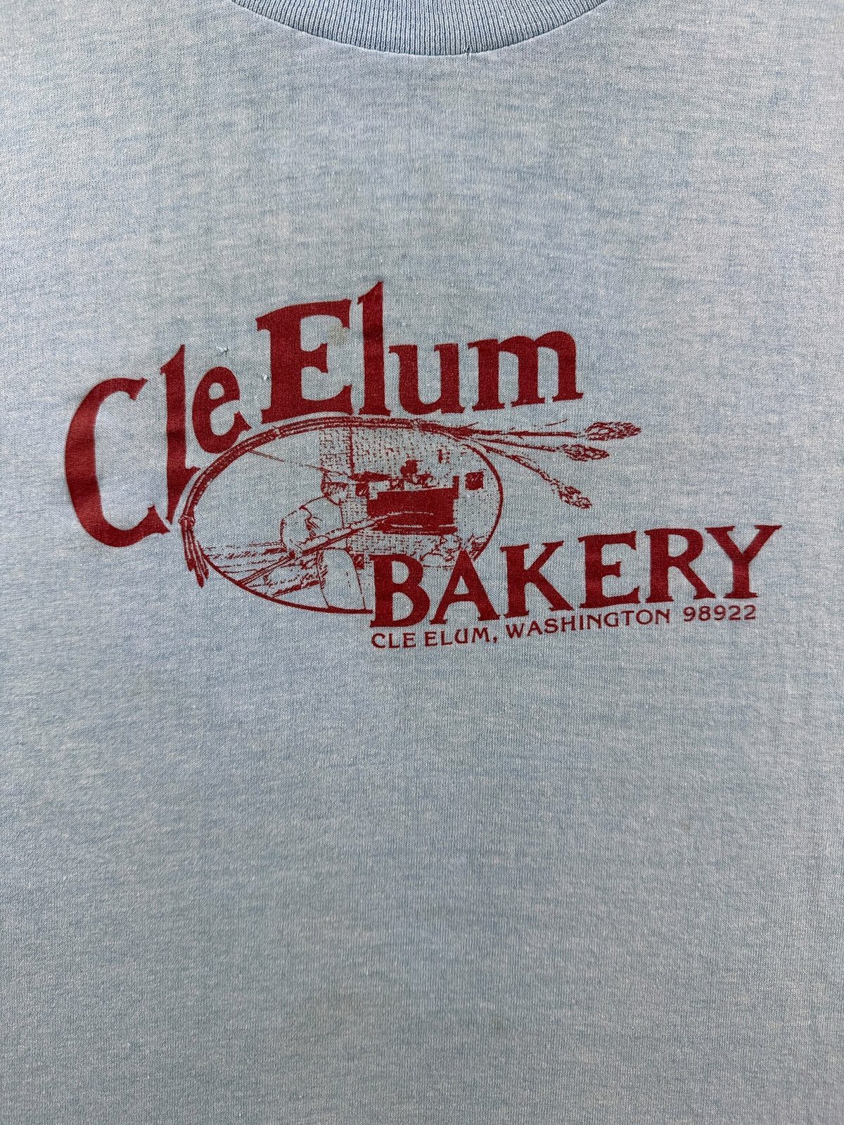 Front graphic on Vintage Cle Elum Bakery Tee SZ M