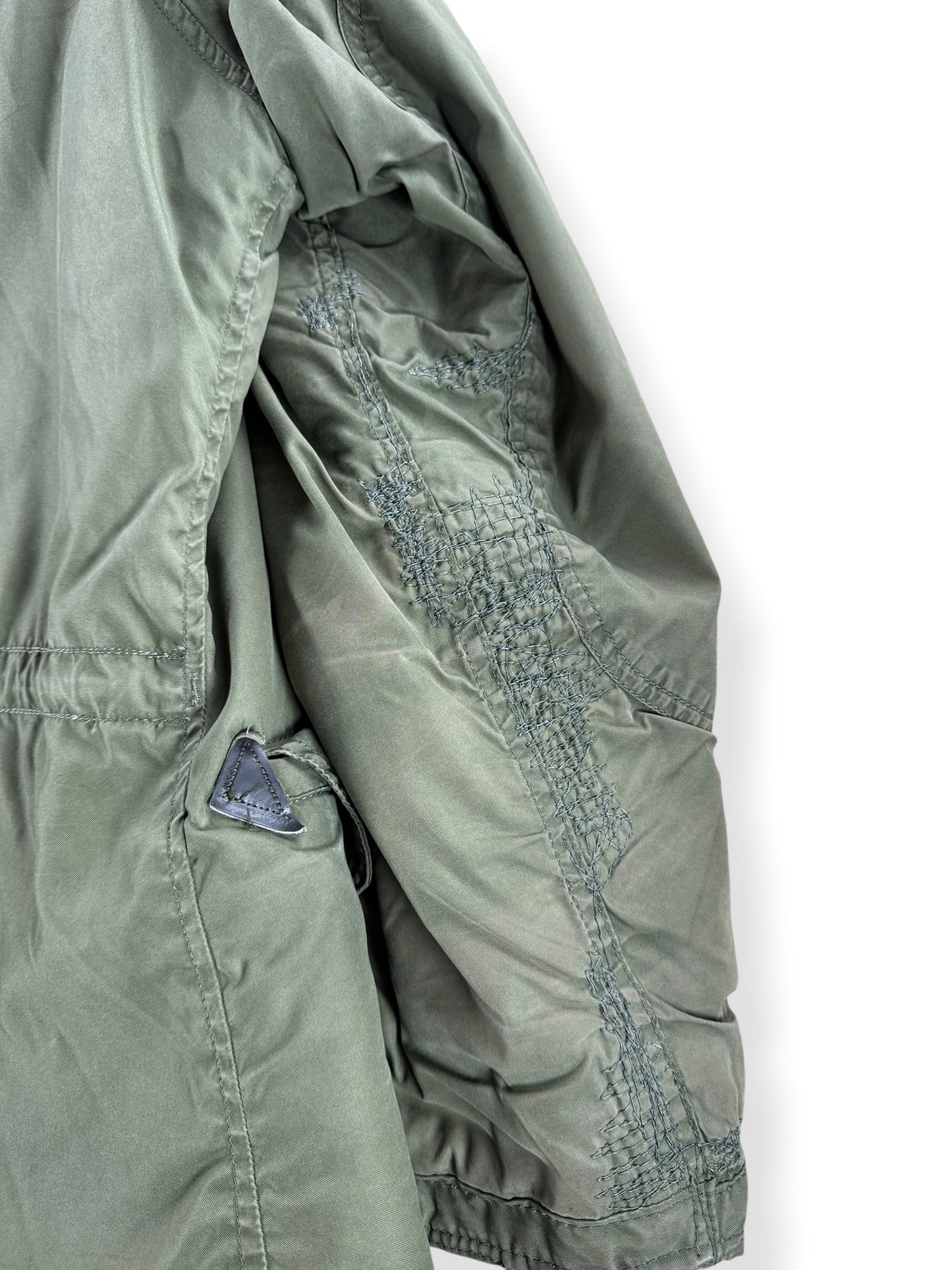 Repairs on Vintage Repaired N-3B Parka SZ L