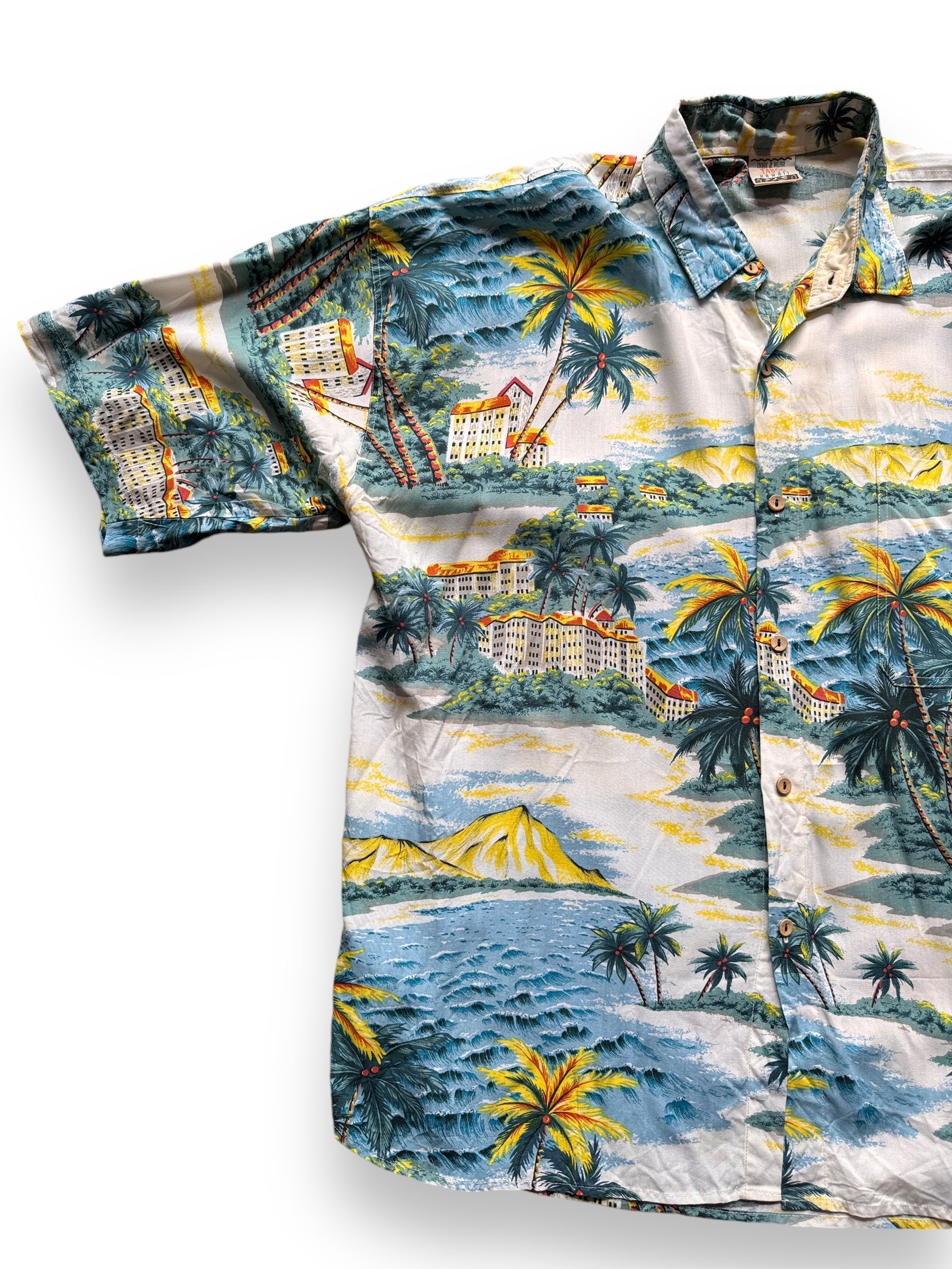 front right of Vintage Dare 2 Wear Aloha Shirt SZ XXL