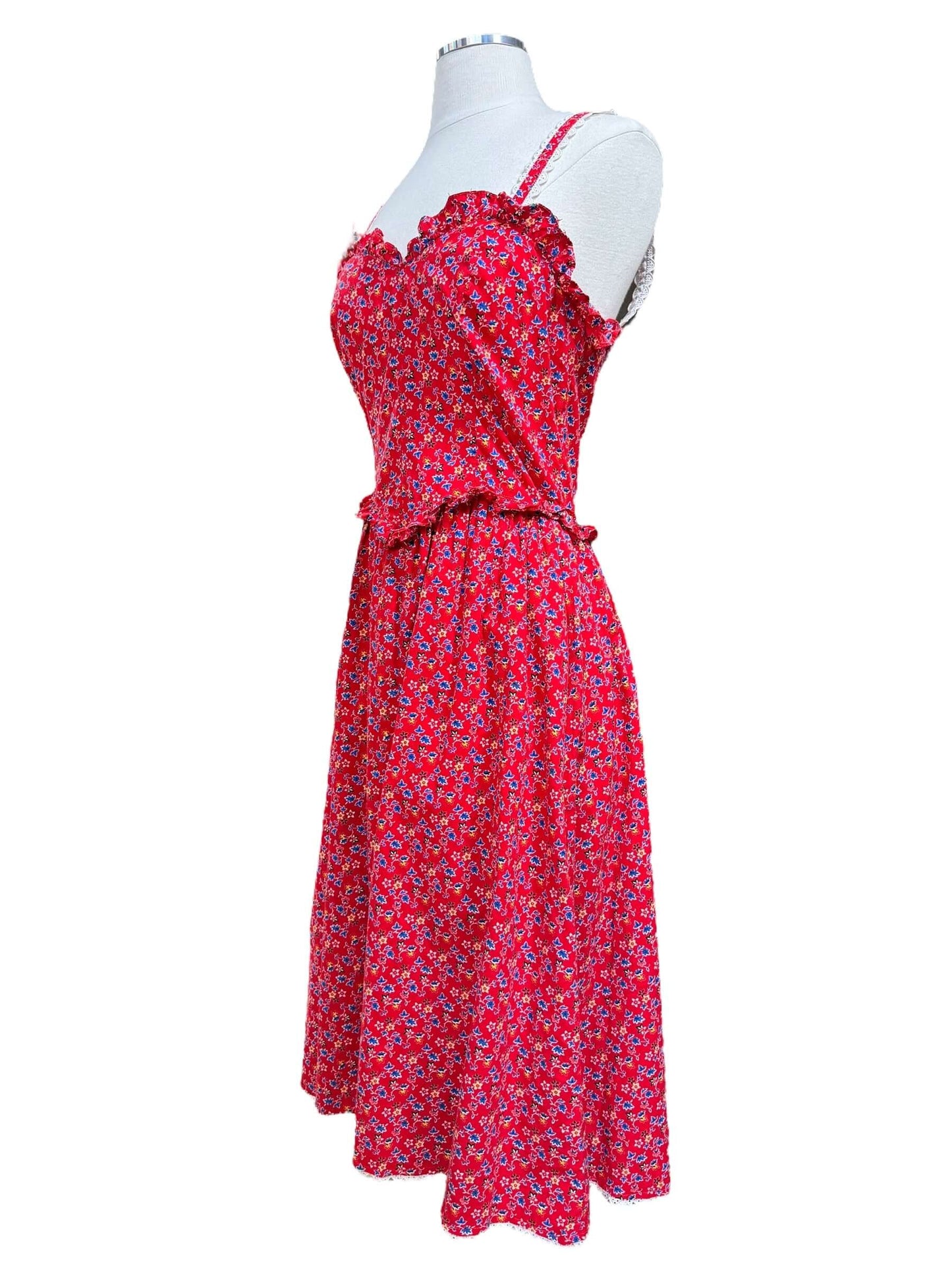 Side view of 1970s Red Prairie Style Dress S