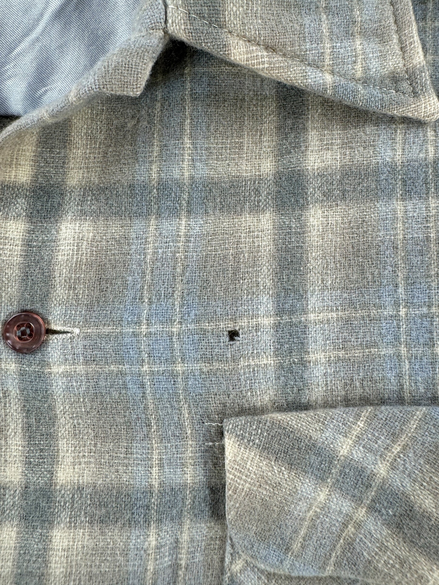 Hole on Vintage Troy Wool Board Shirt SZ L