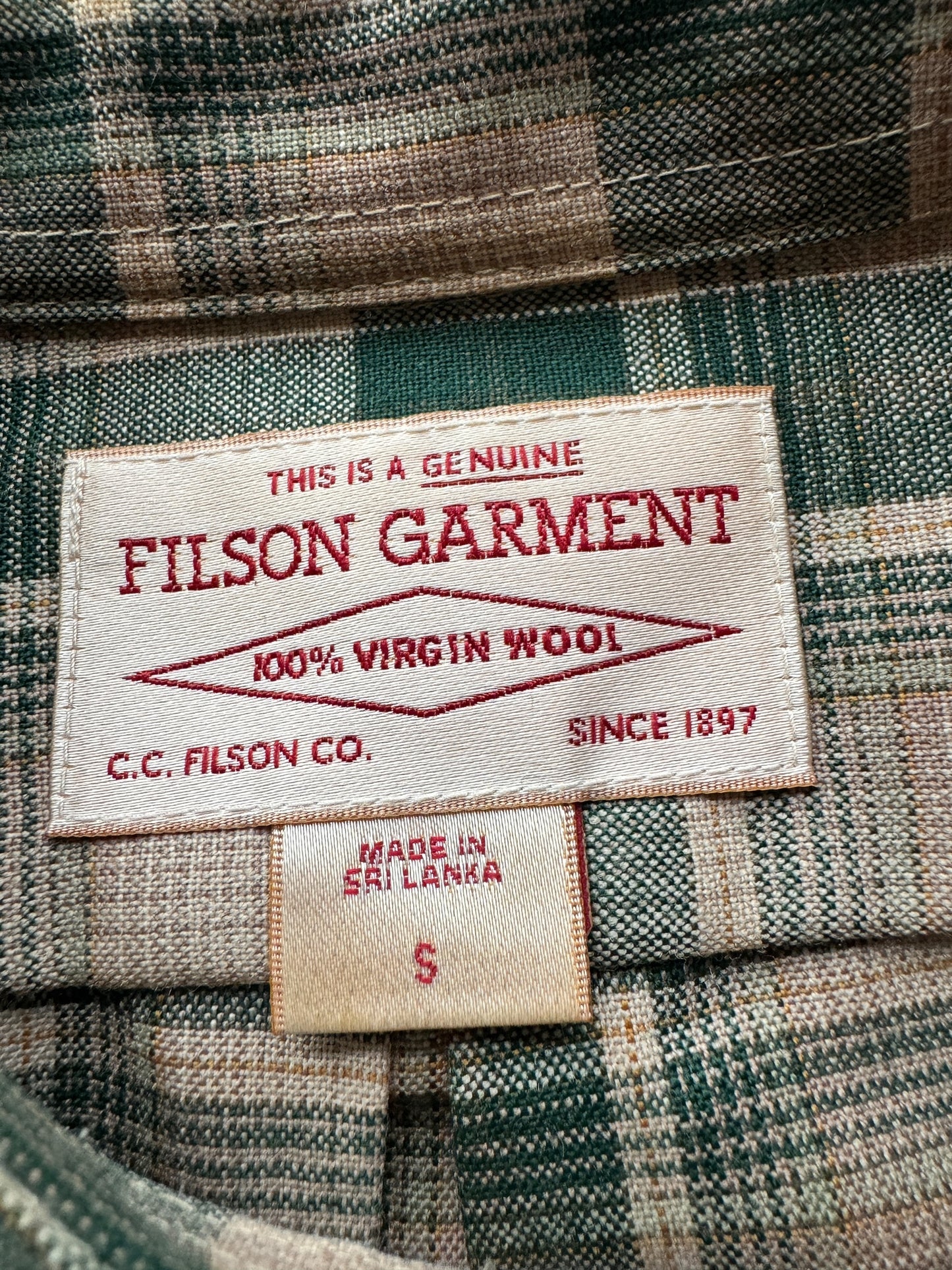 Tag on Filson Merino Wool Green Tan Plaid Guide Shirt SZ S