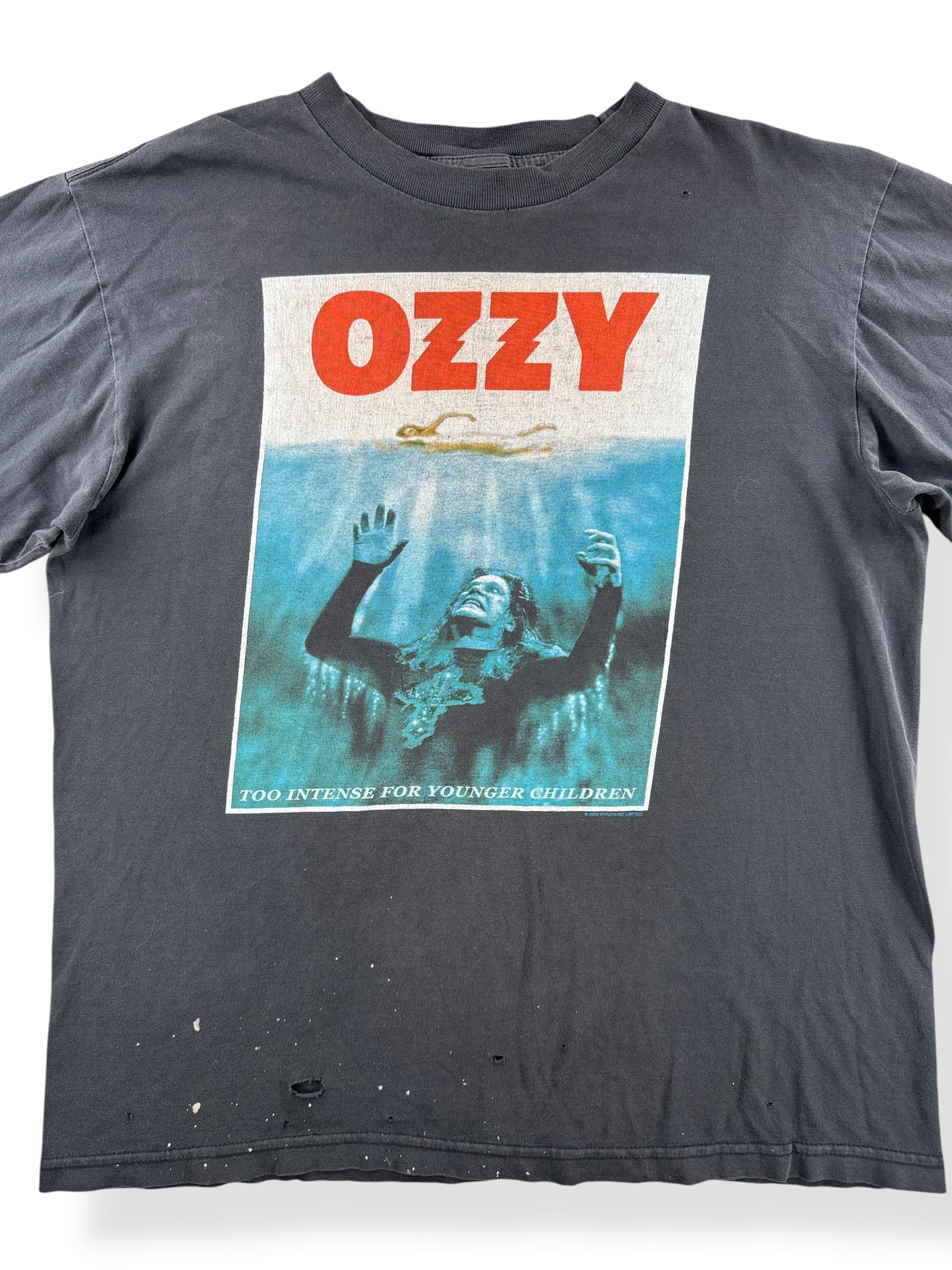Close-up of Vintage 2002 Distressed Ozzy Jaws Tee SZ L