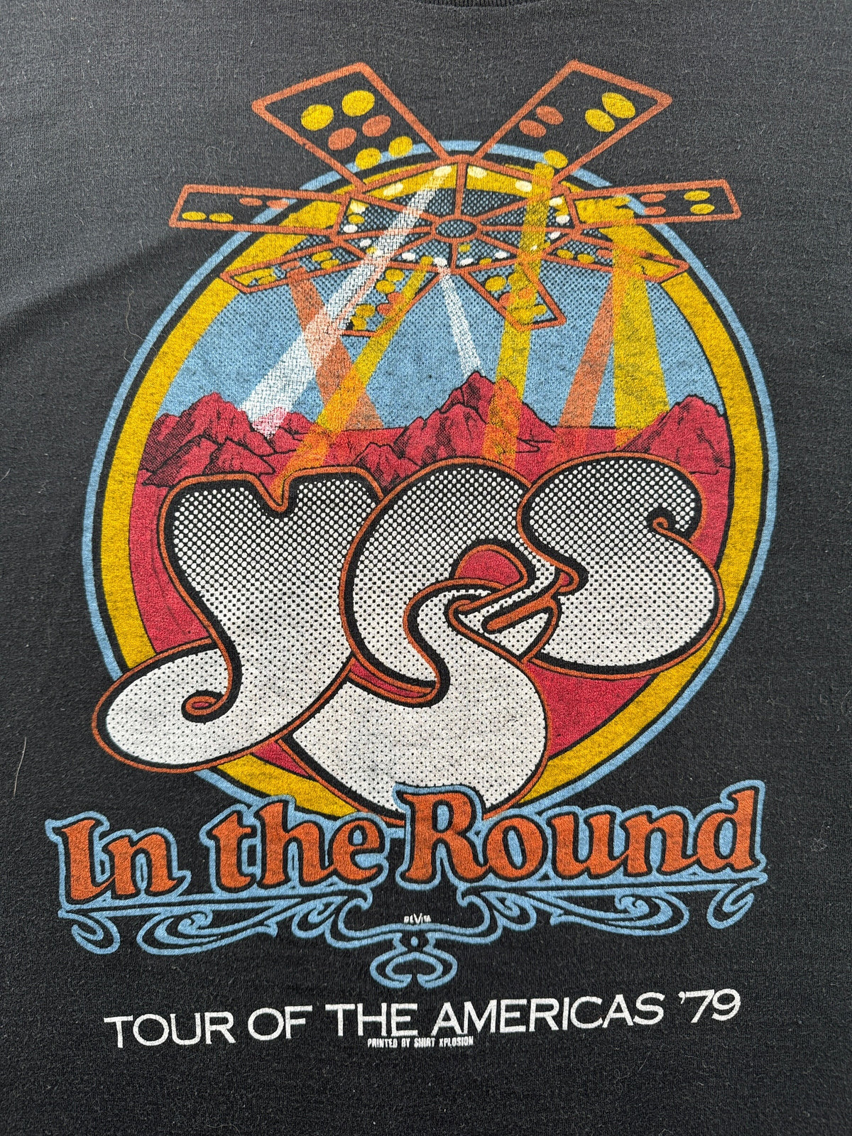 Front graphic on Vintage 1979 Yes Tour Tee SZ M