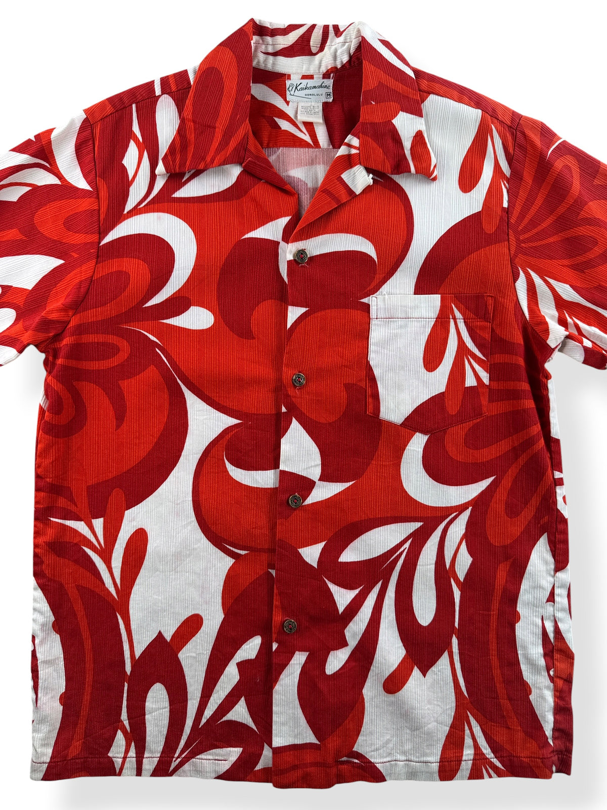 Close-up of Vintage 1960s Kaikamahine Aloha Shirt SZ M