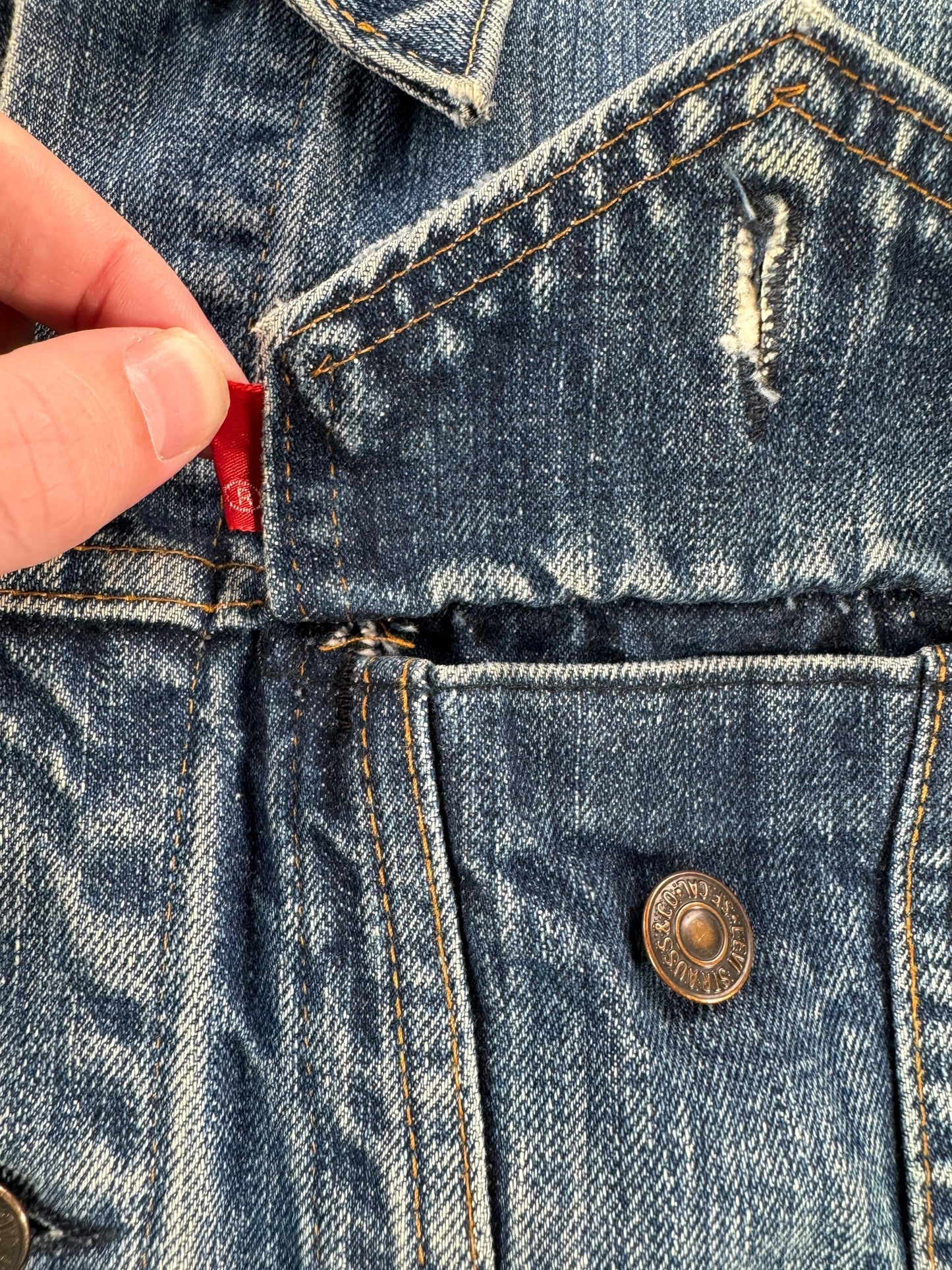 Underside of Pocket on Vintage Levis 2 Pocket Trucker Jacket SZ S