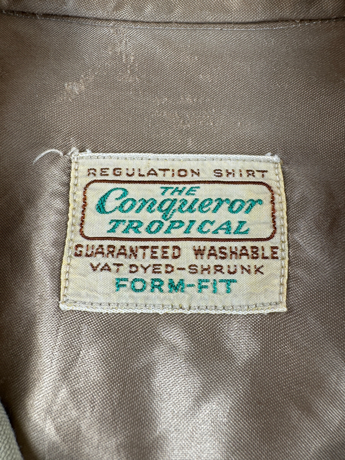 Tag on Vintage Conqueror Tropical Army Shirt SZ L