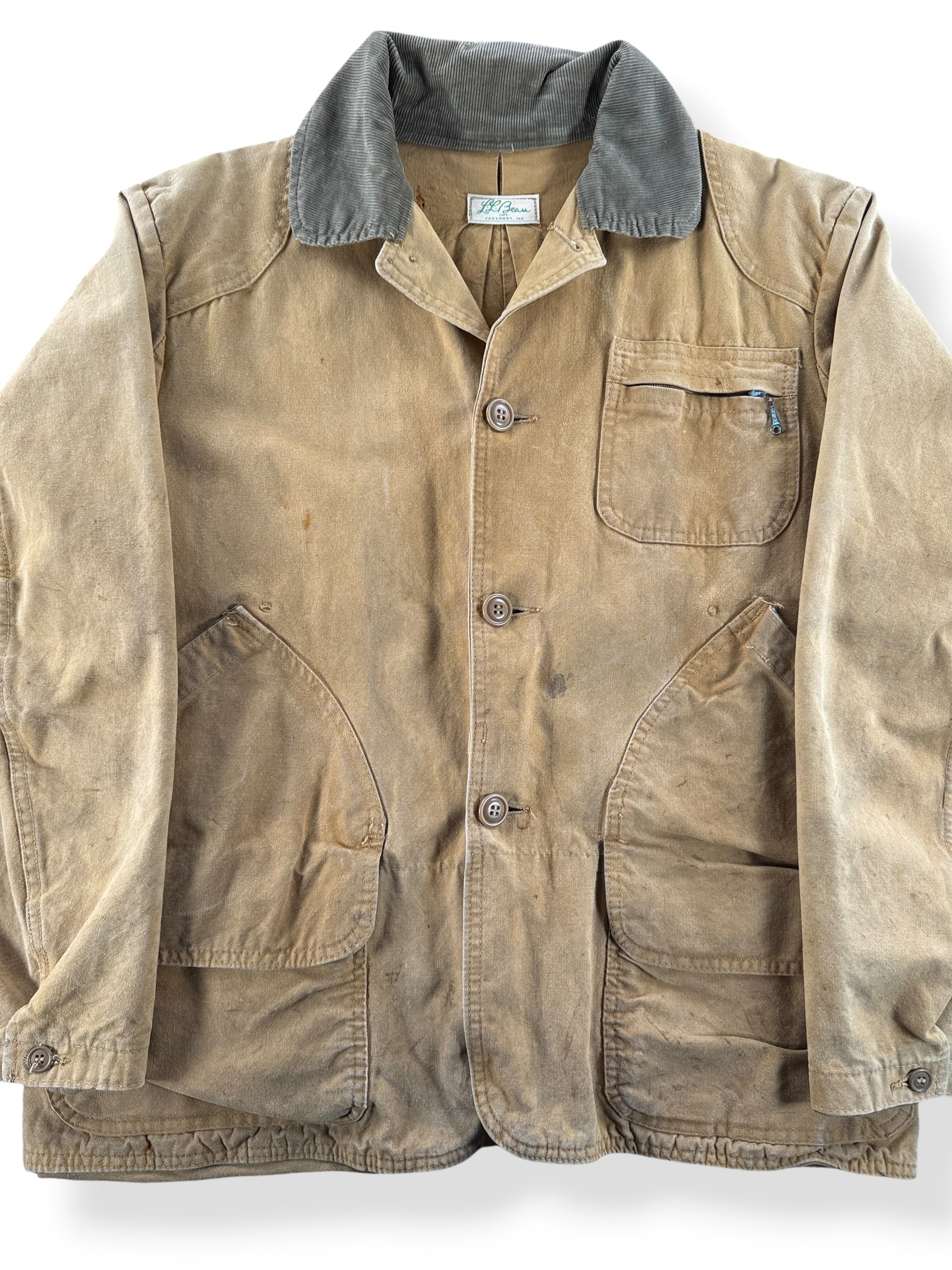Front Close Up of Vintage L.L. Bean Script Era Field Jacket SZ L