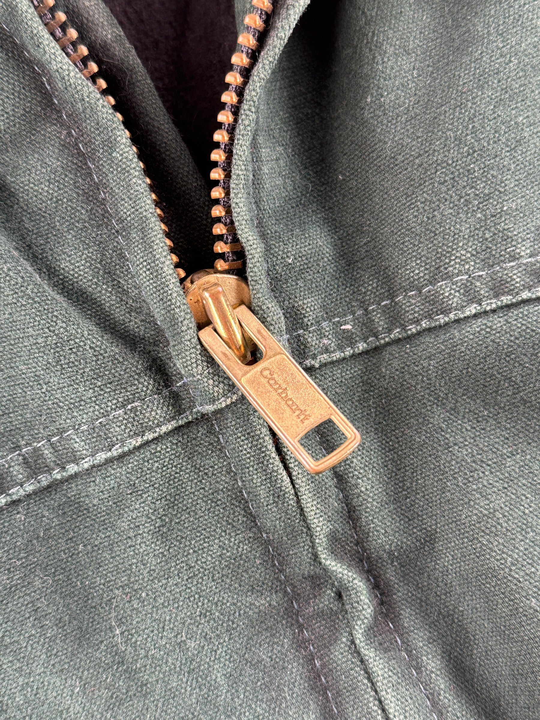 Zipper on Carhartt Green Santa Fe Jacket SZ XL-T