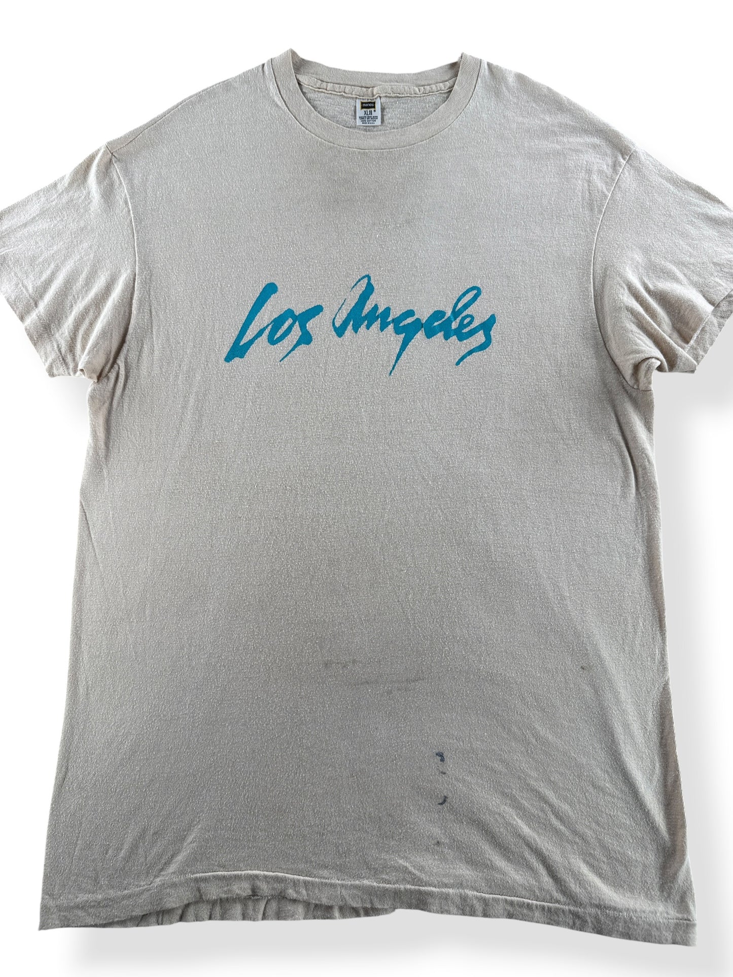 Close-up of Vintage Los Angeles Spell Out Tee SZ XL (Fits M)