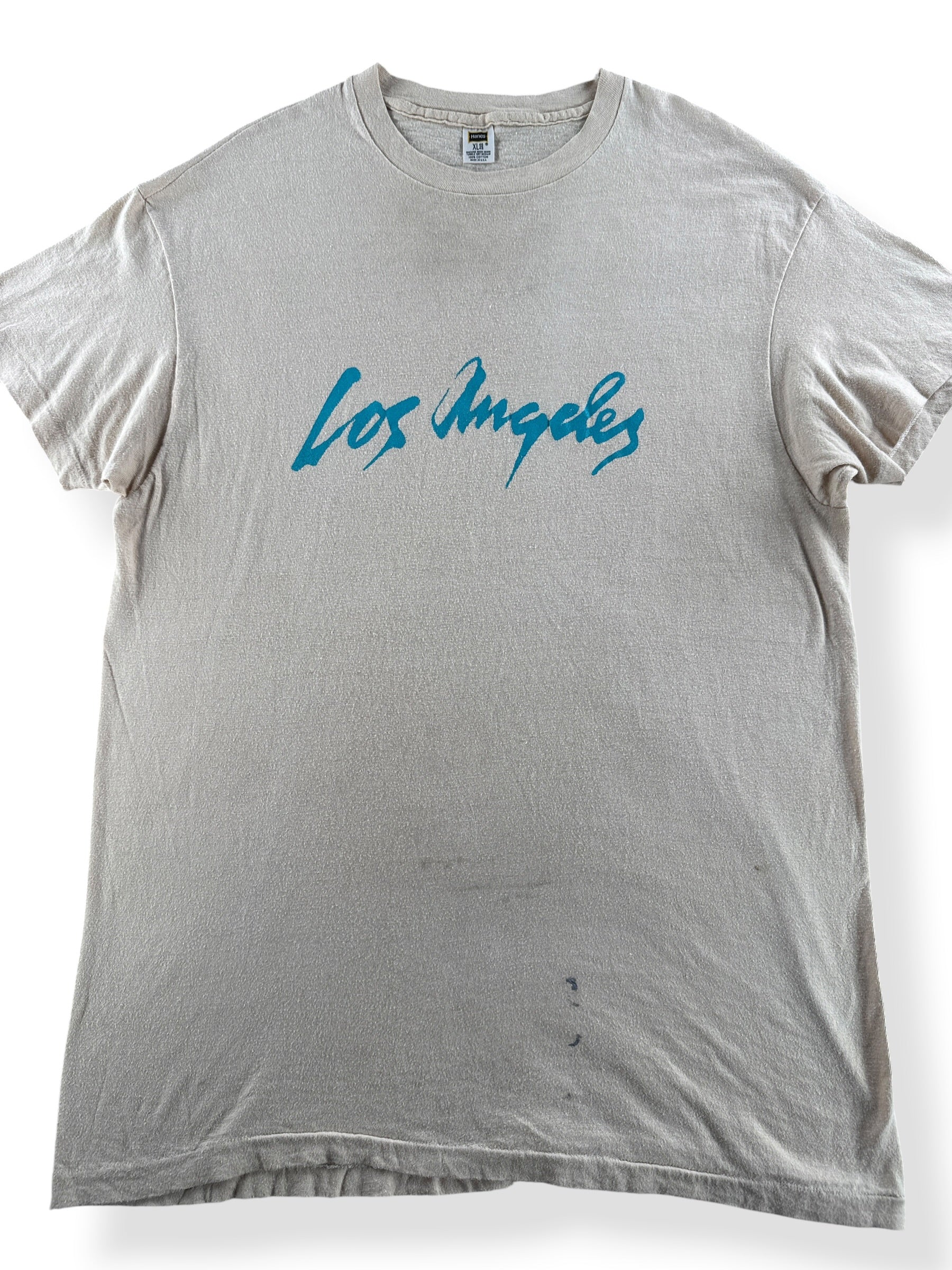 Close-up of Vintage Los Angeles Spell Out Tee SZ XL (Fits M)