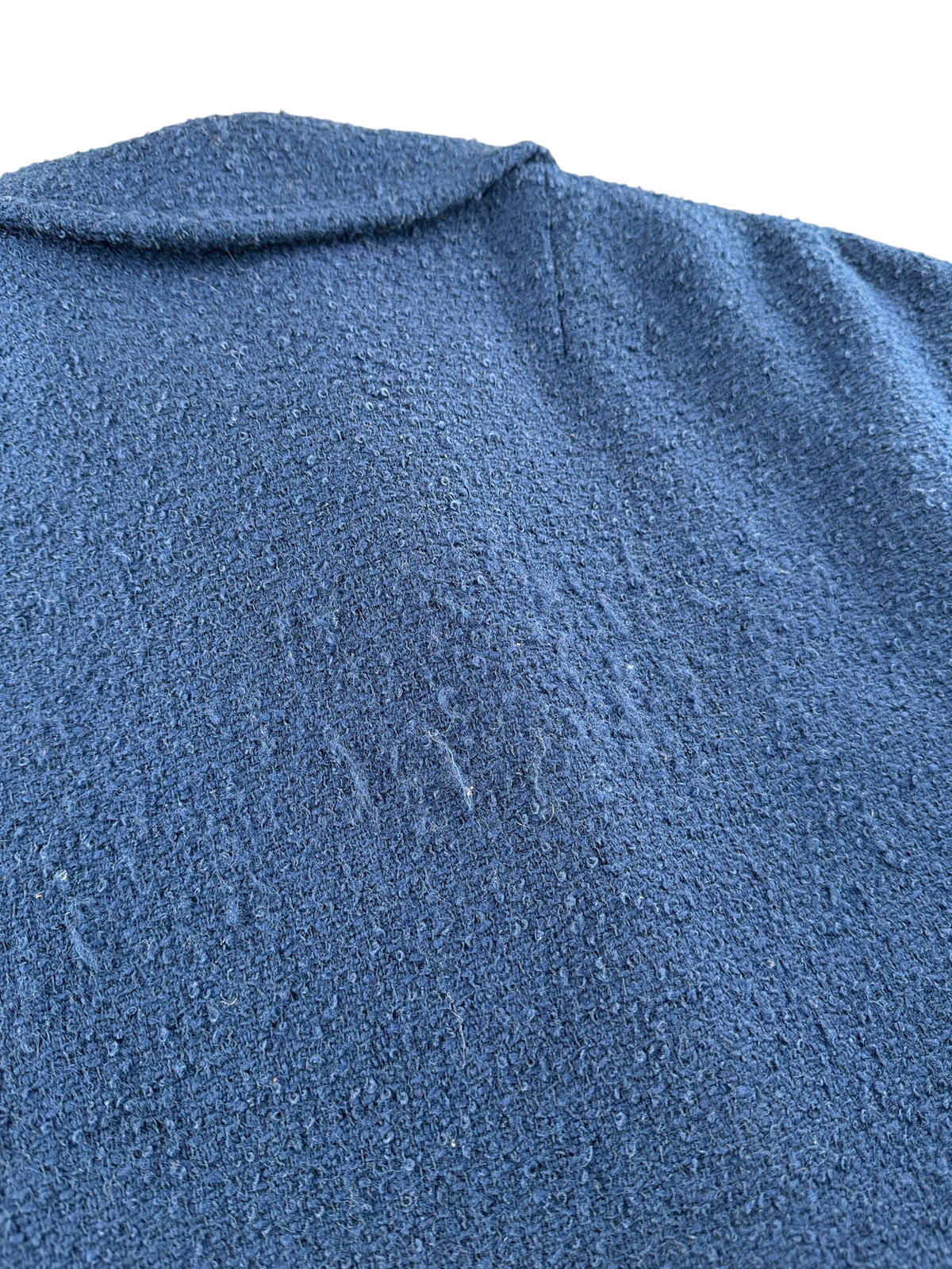 Pilling on back of Vintage 70s Navy Bouclé Coat SZ L