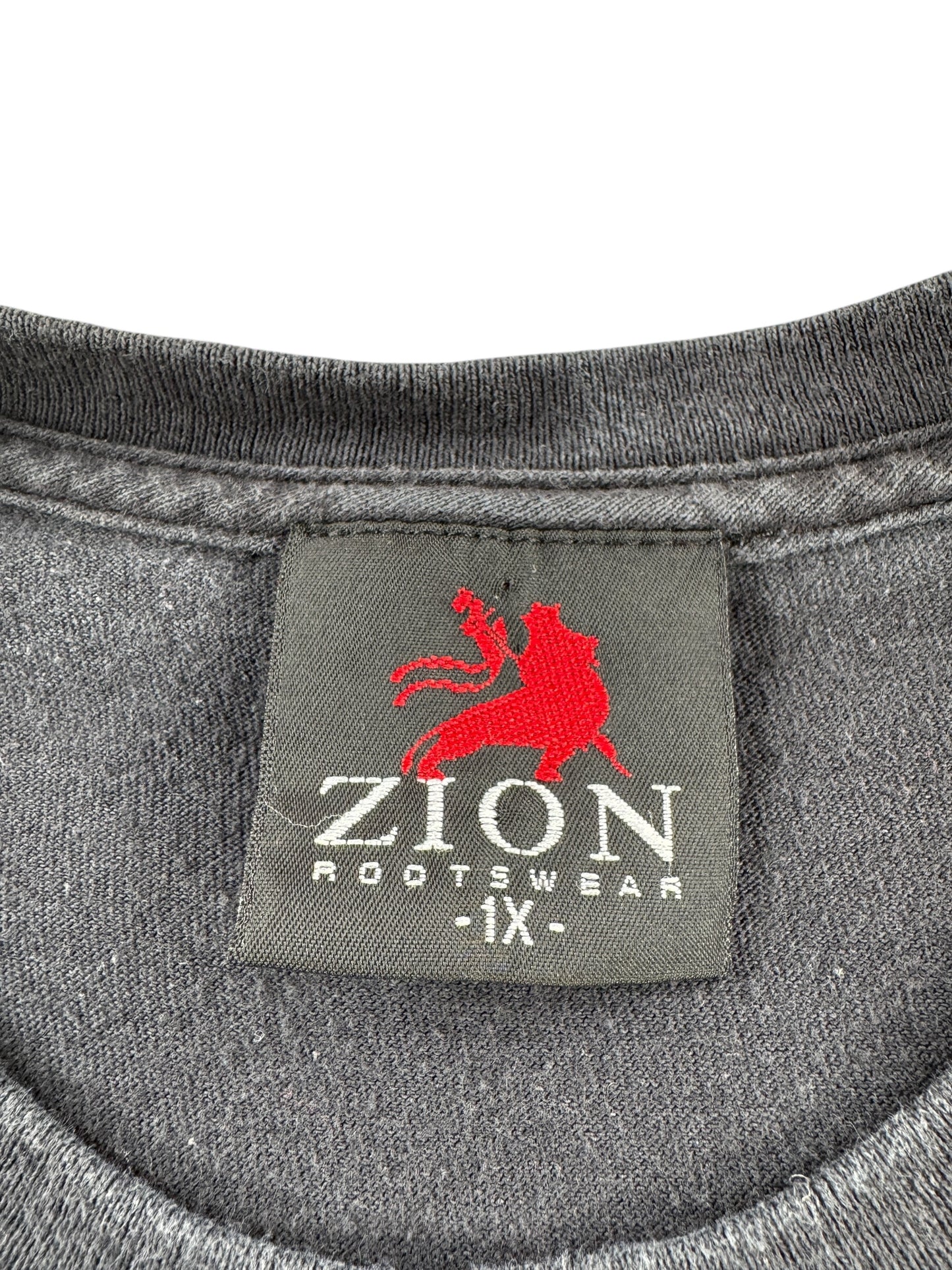 Tag on 2010 Johnny Cash Tee SZ XL