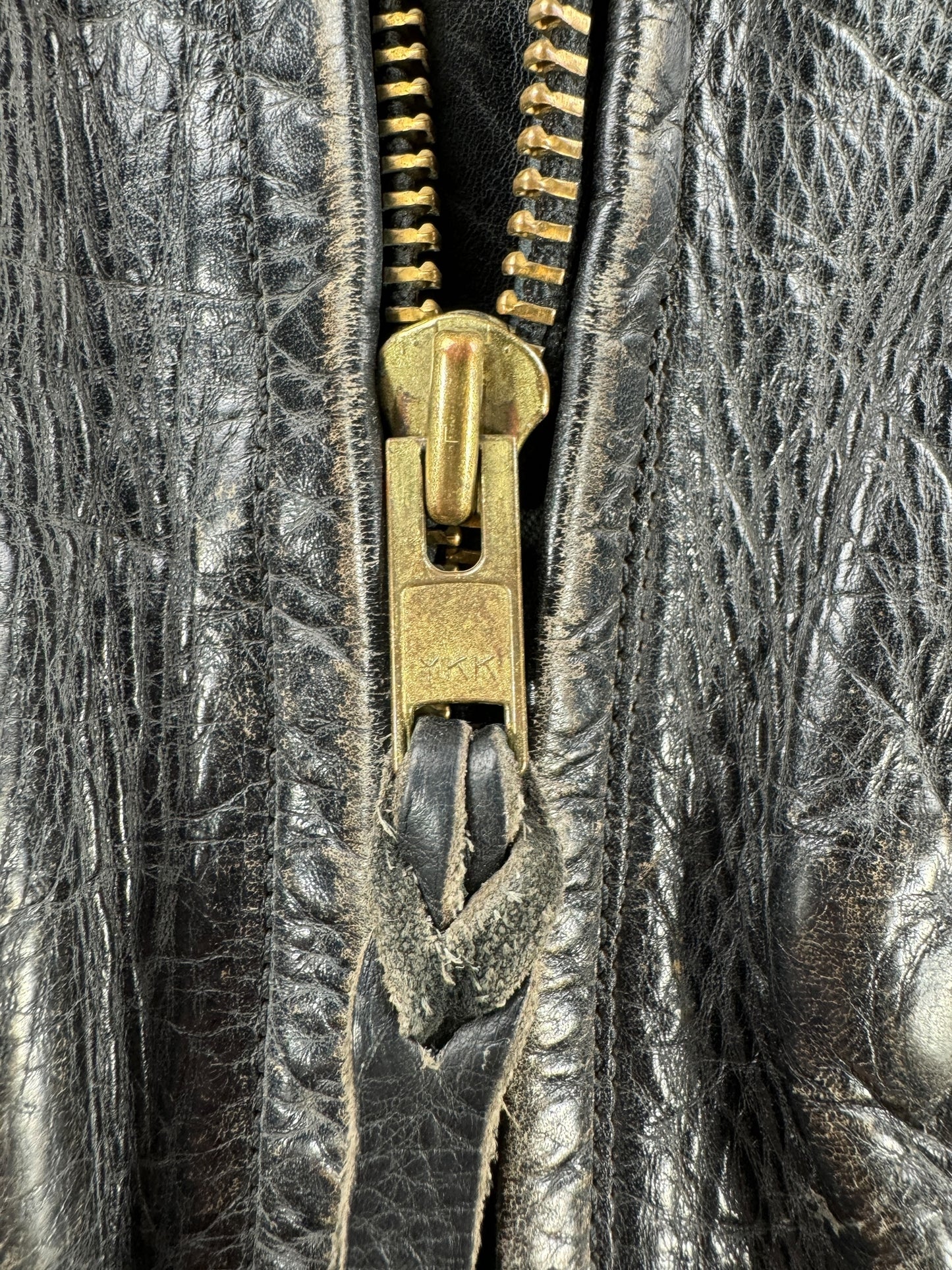 Zipper on Vintage Beck Northeaster Leather Jacket SZ M